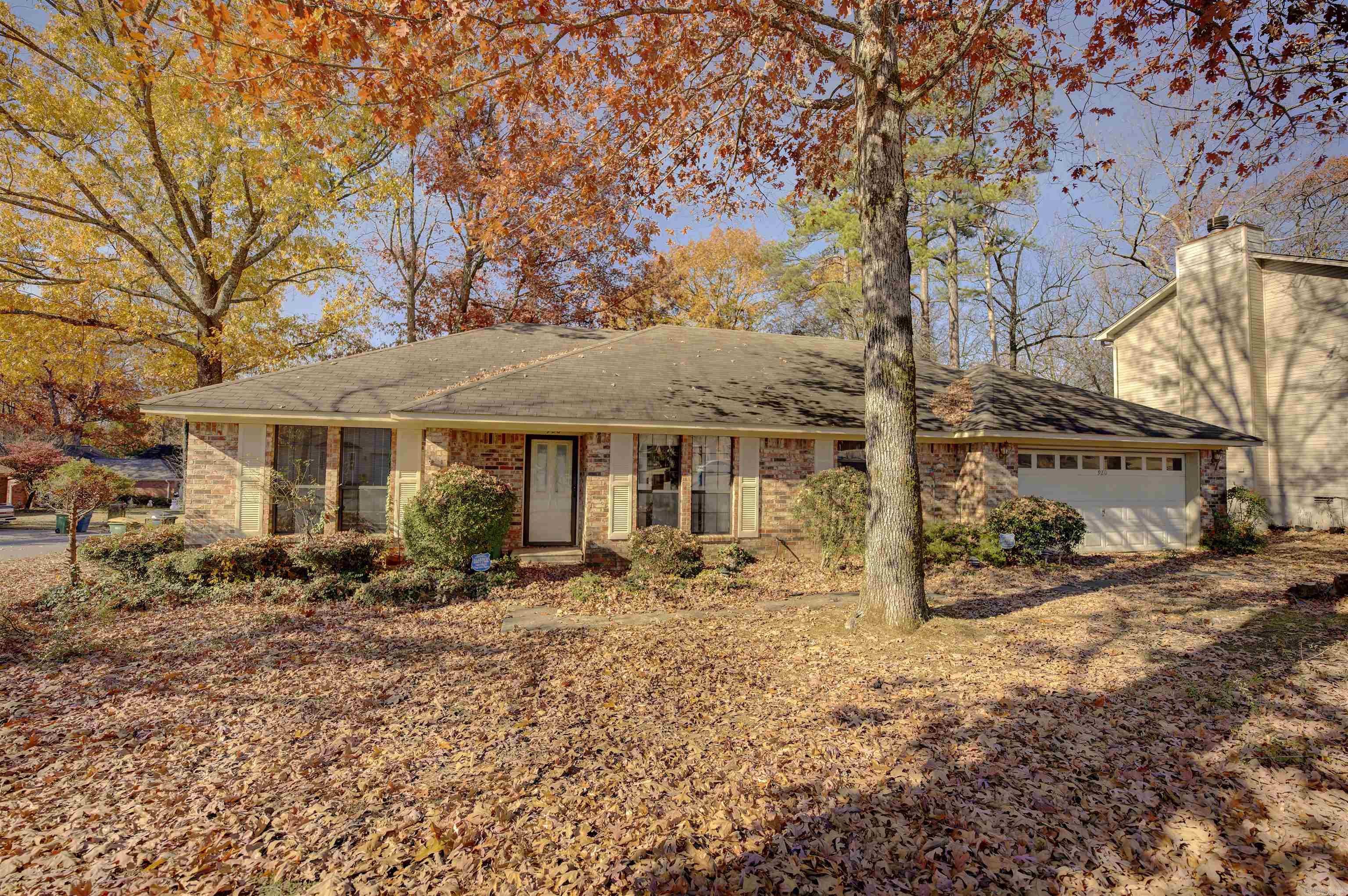 920 Parkway Place Drive