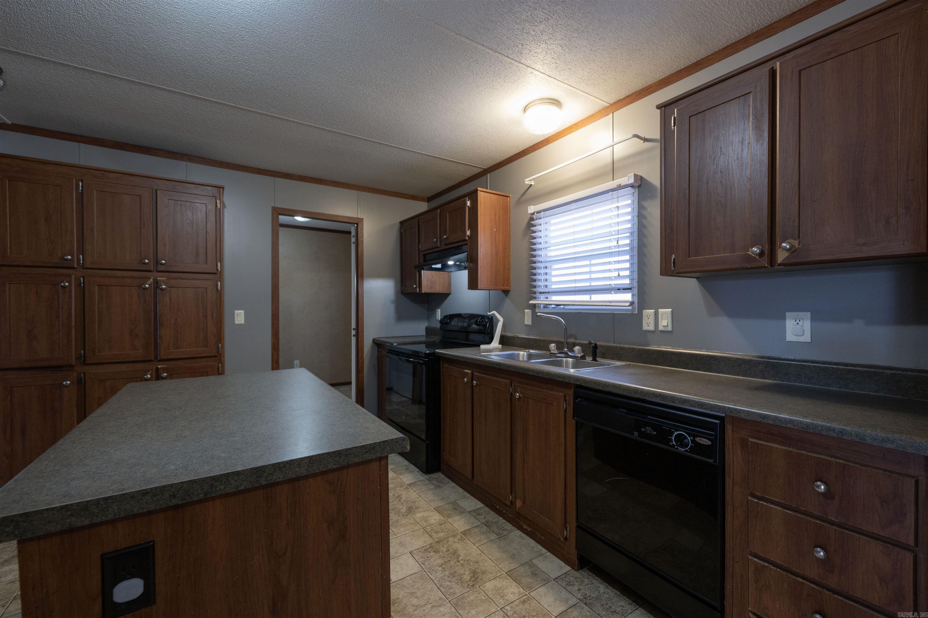 8640 Steel Bridge Road