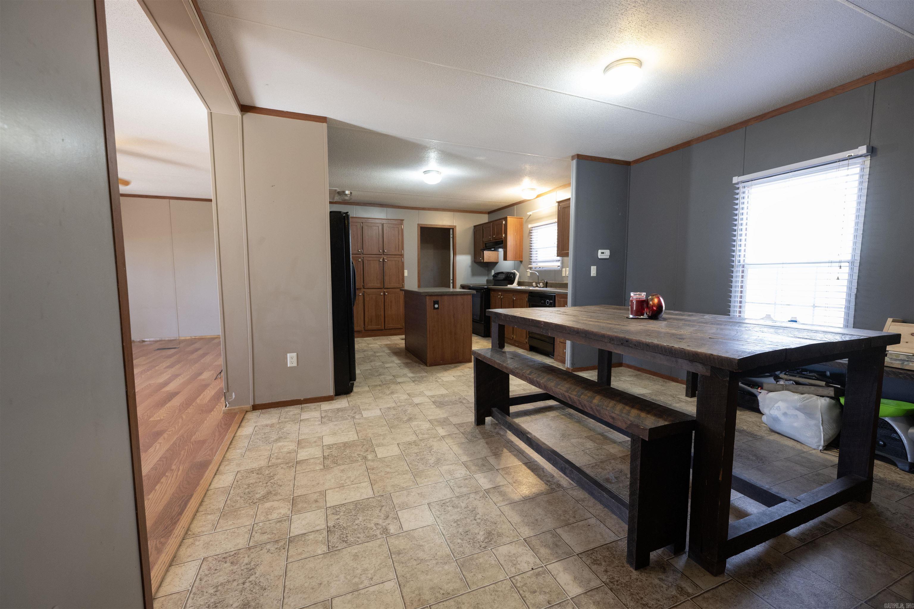 8640 Steel Bridge Road