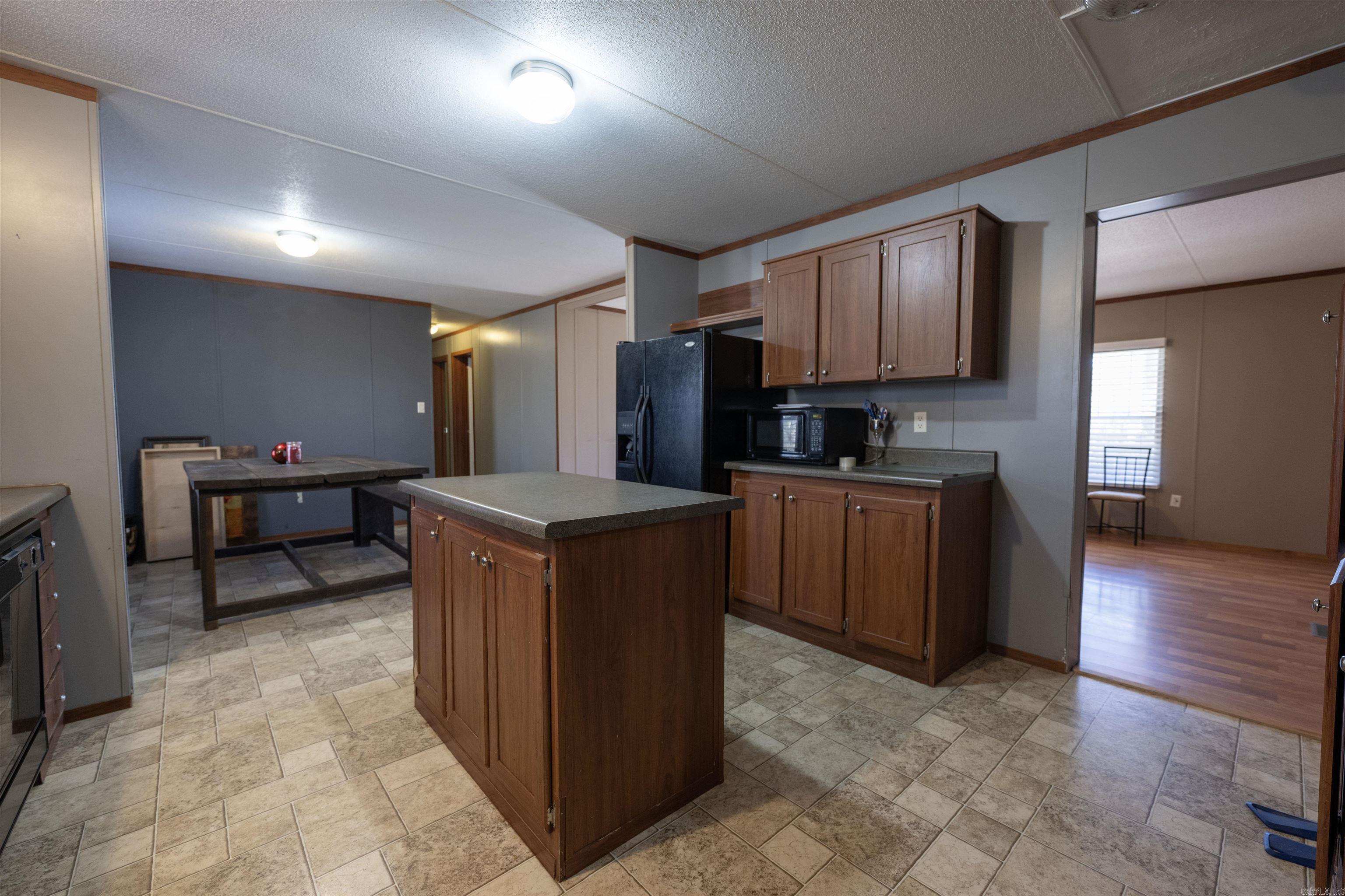 8640 Steel Bridge Road