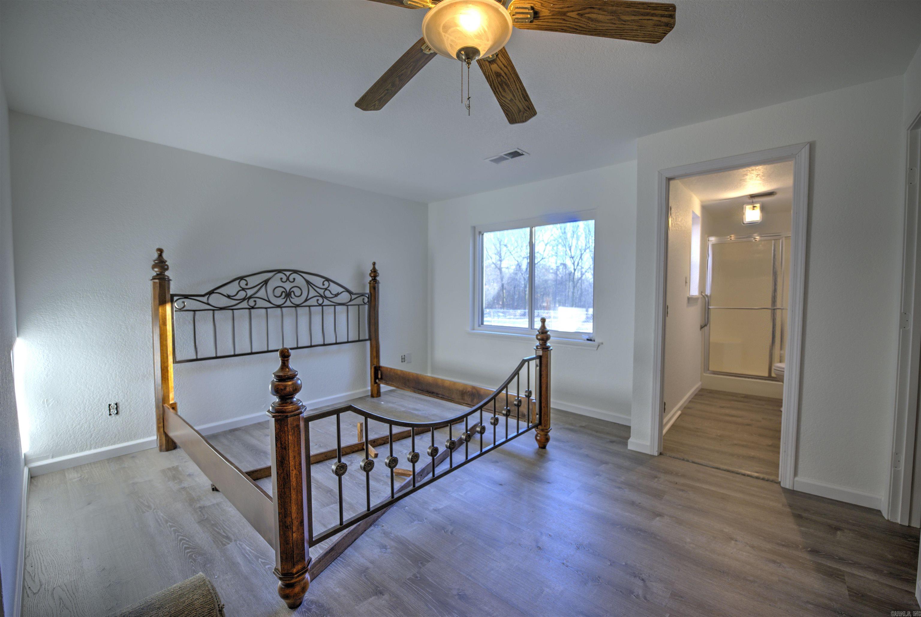 1633 Highway 128