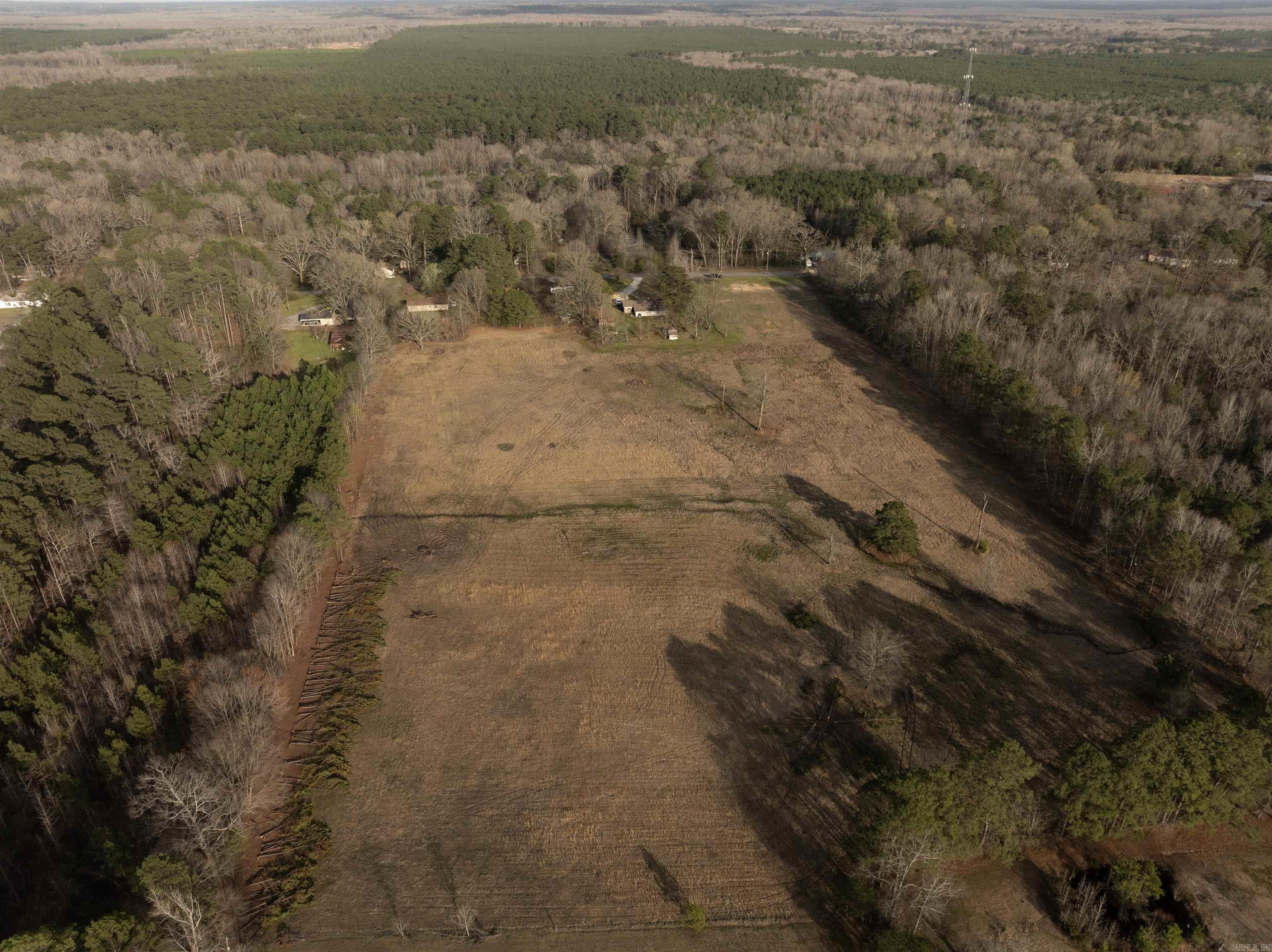 9203 HWY 229