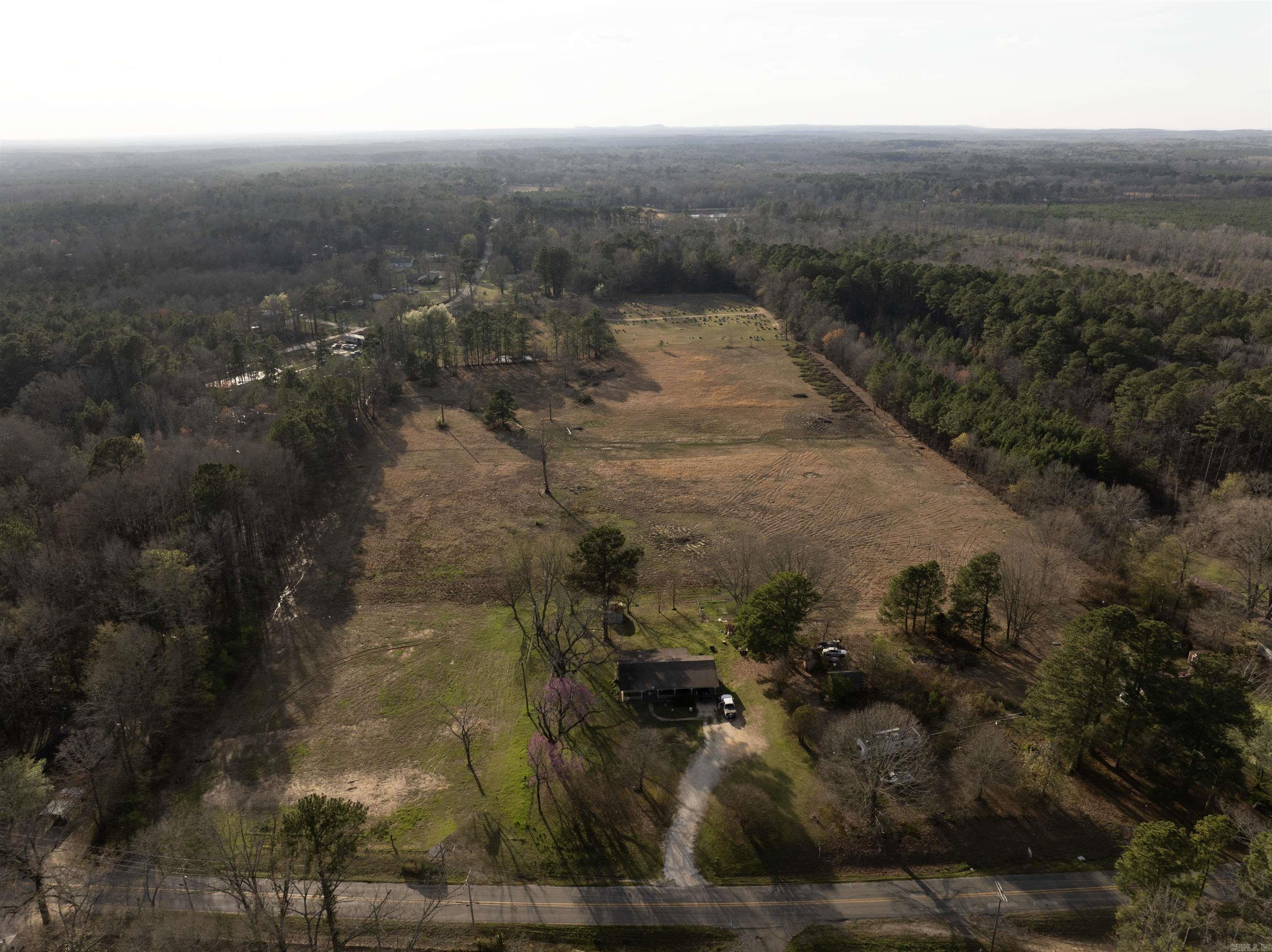 9203 HWY 229