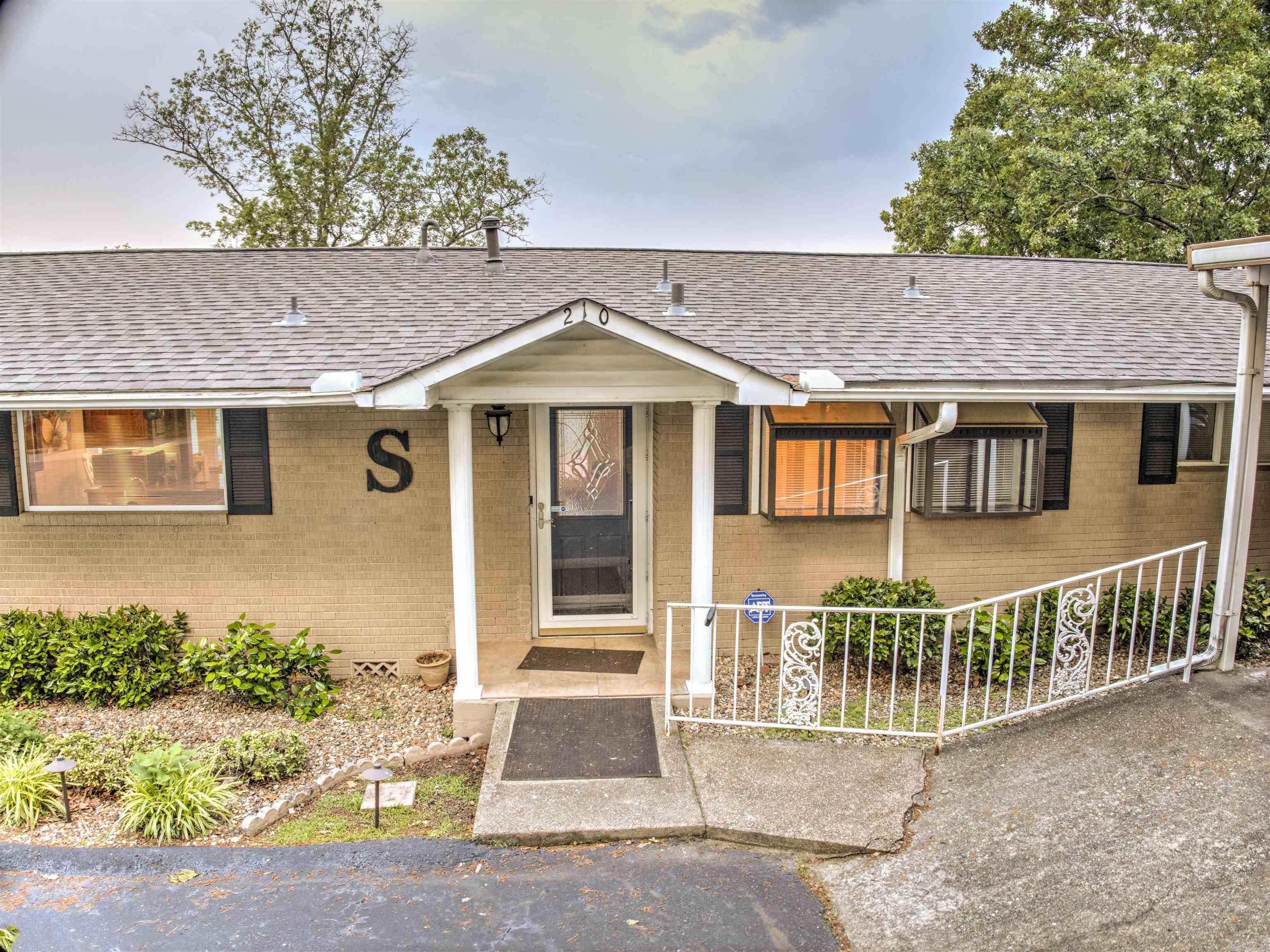 210 Halteria Point