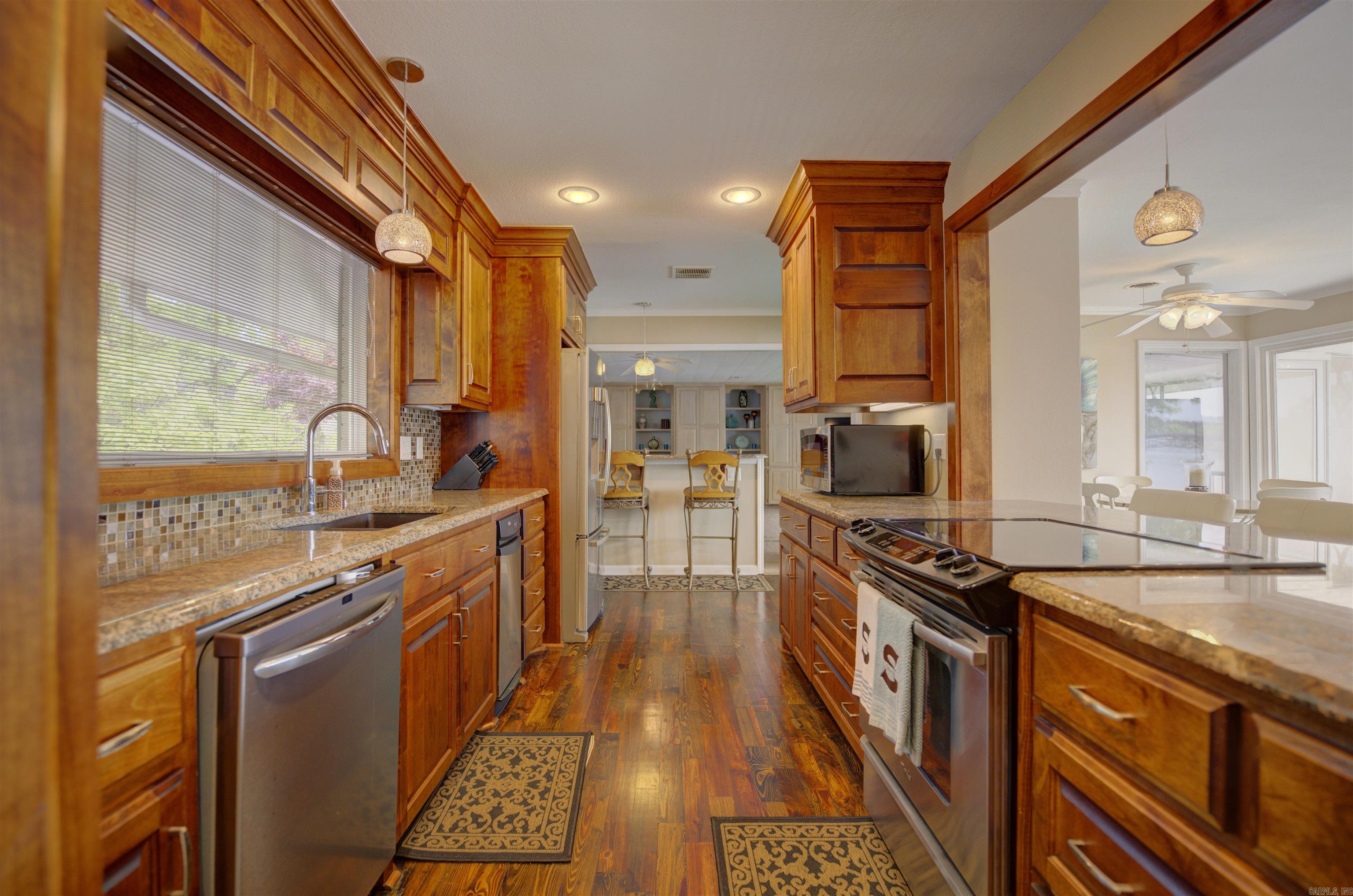 210 Halteria Point