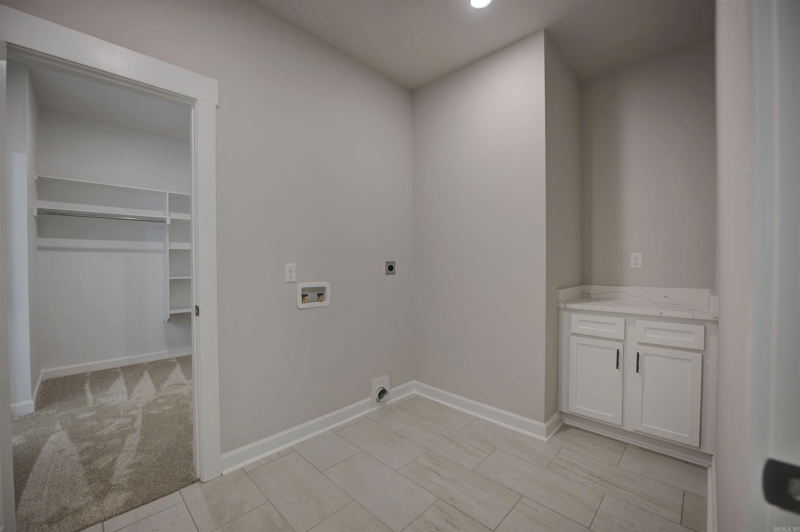 9073 Creekview Drive