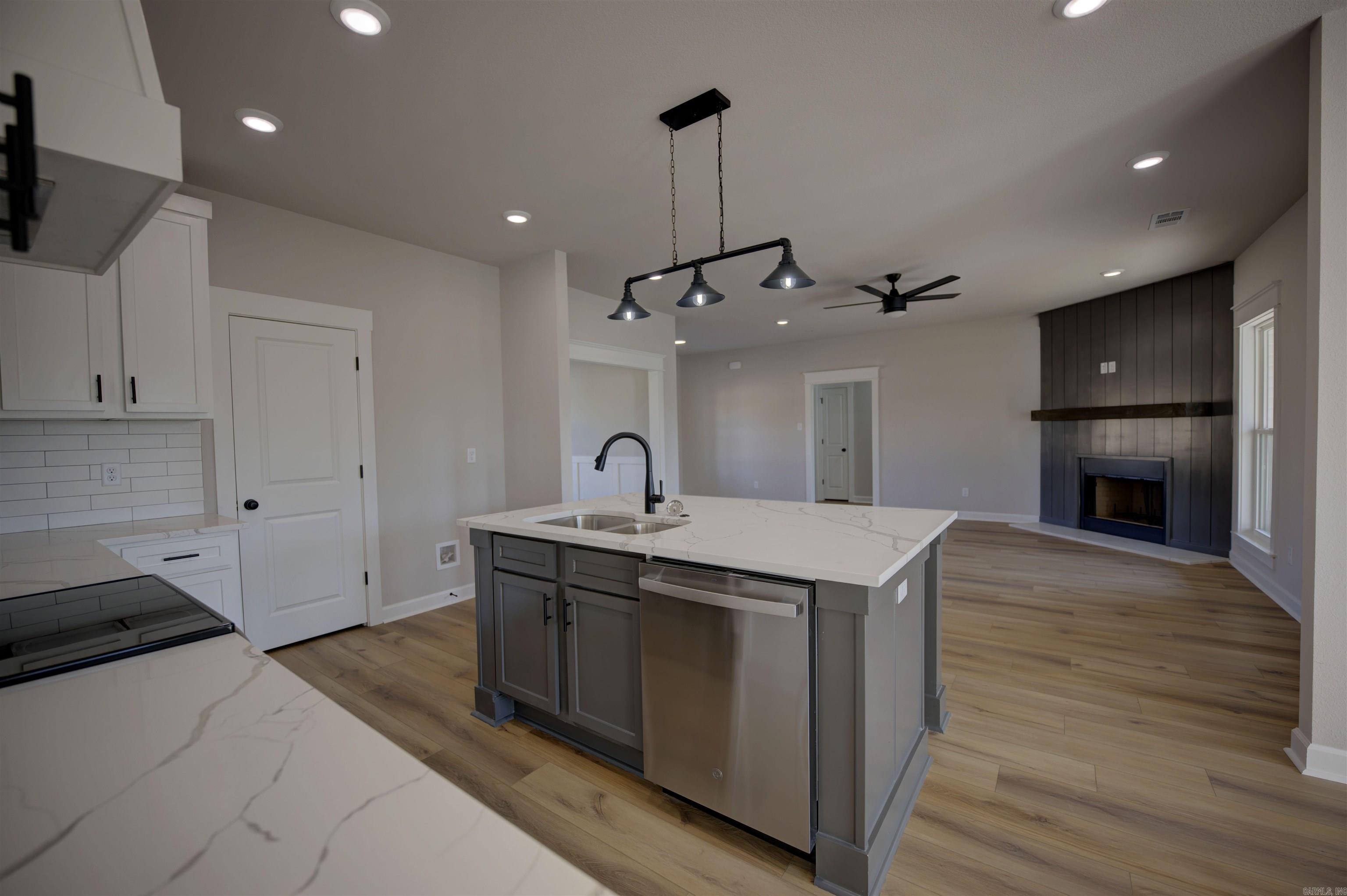 9073 Creekview Drive