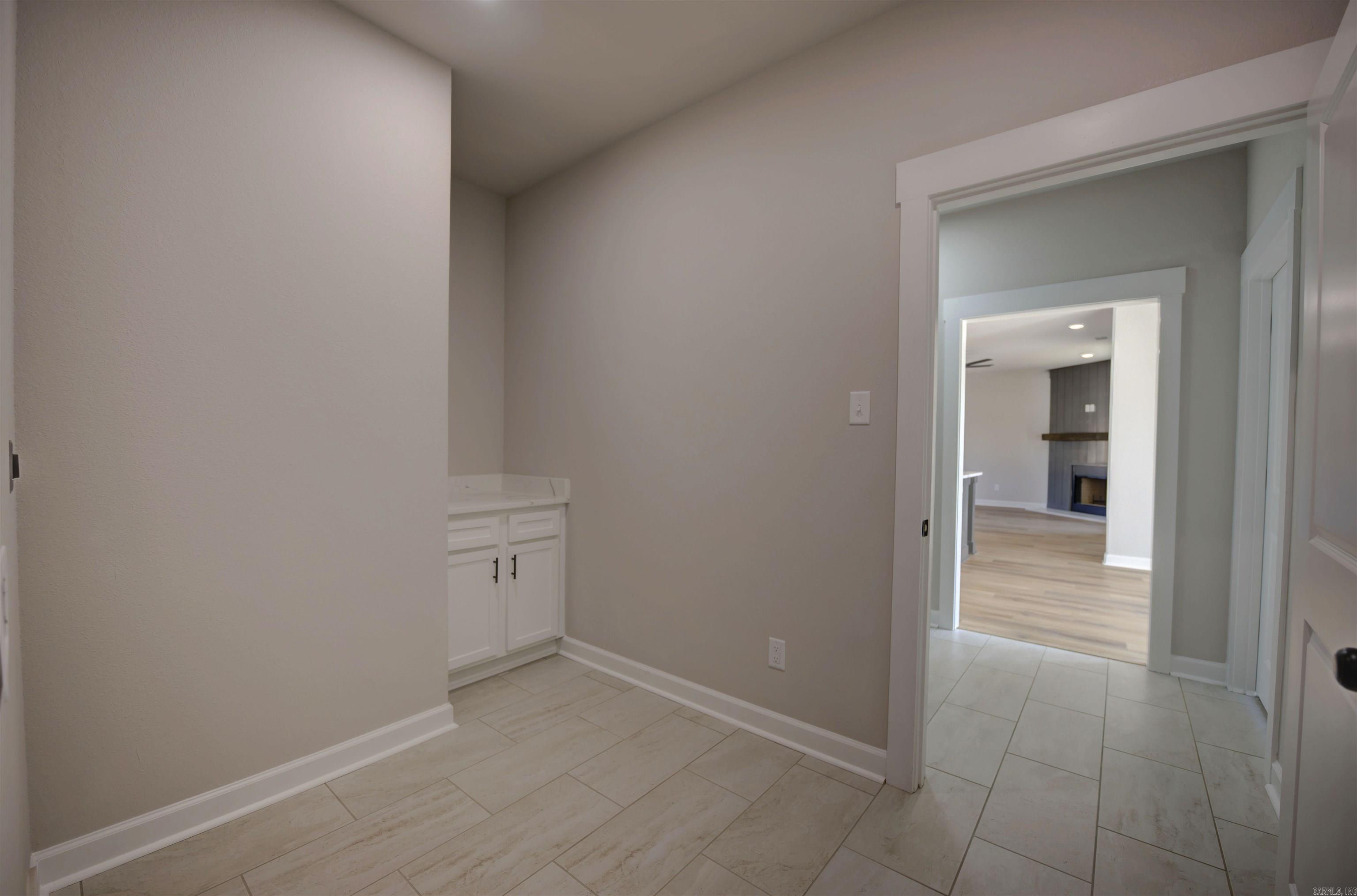 9073 Creekview Drive