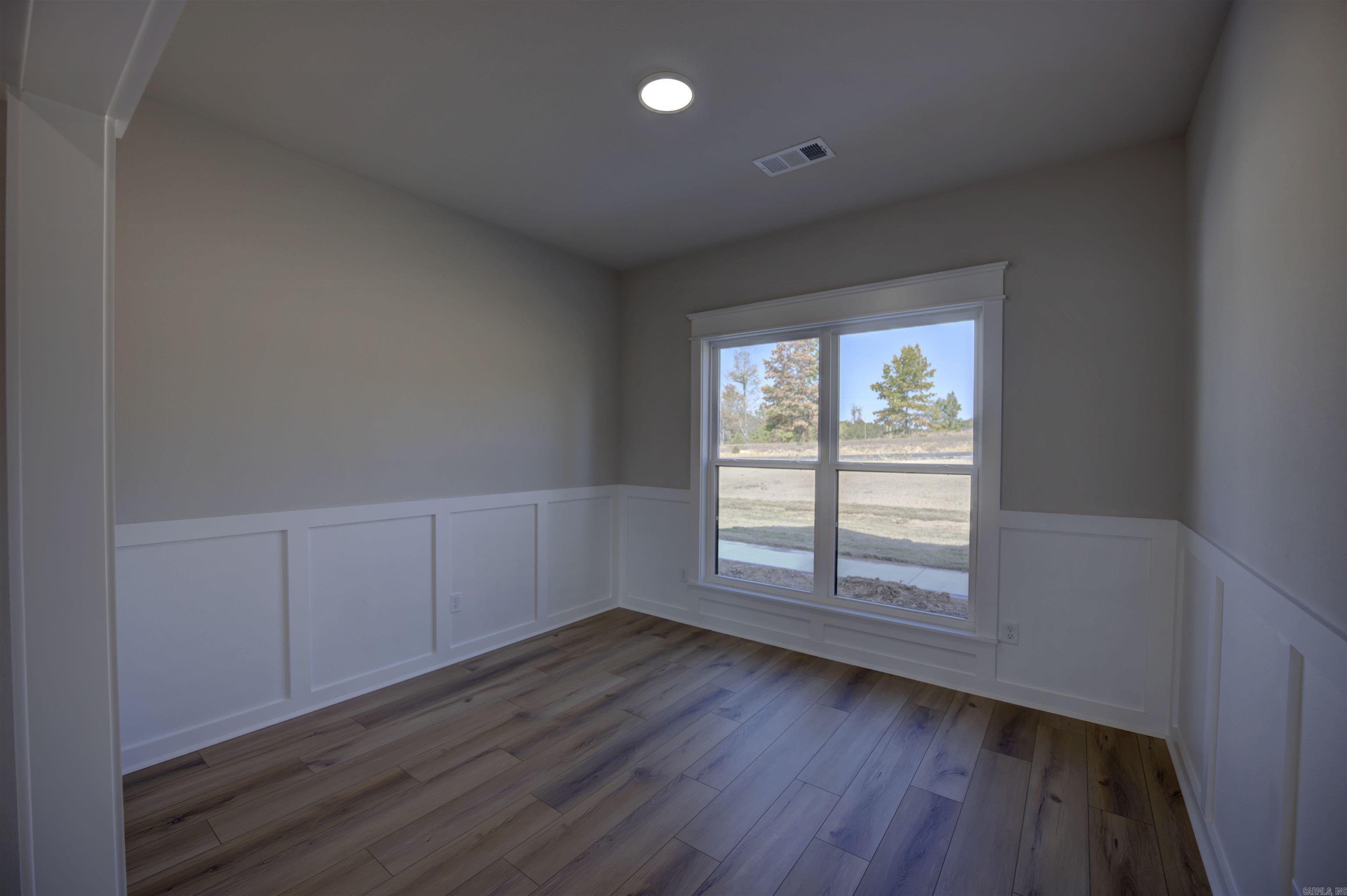 9073 Creekview Drive