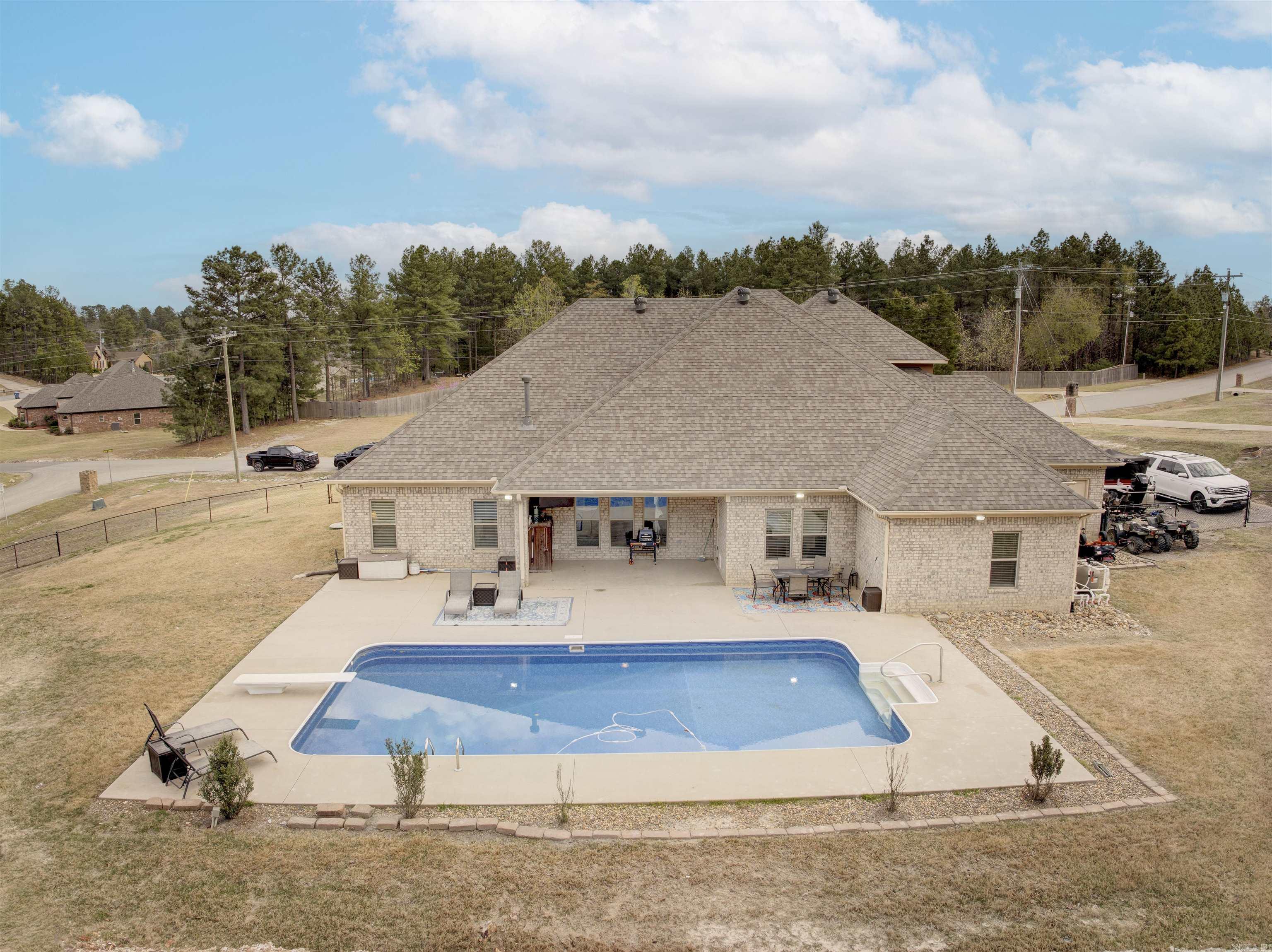 11039 Stonehill Drive