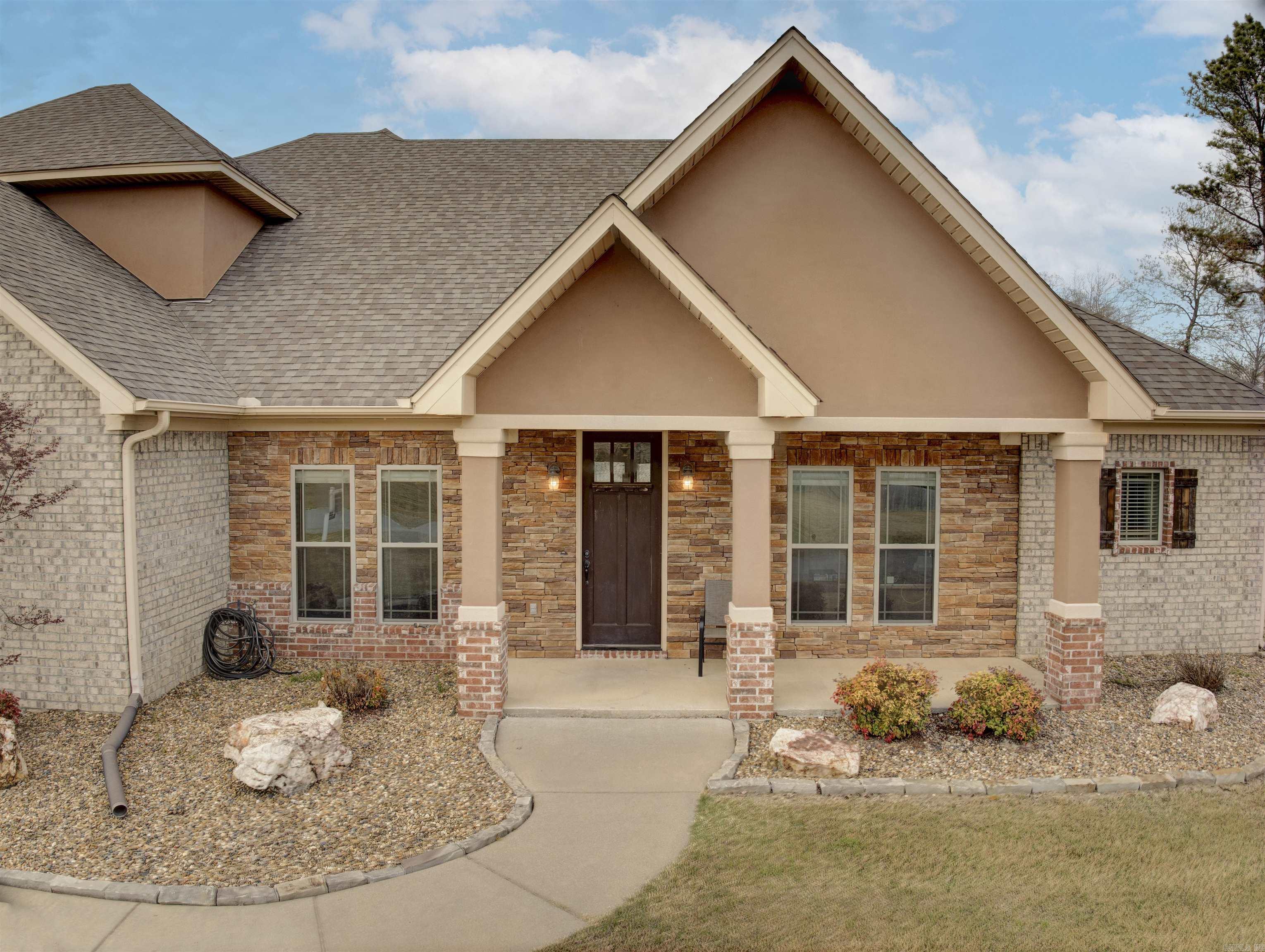 11039 Stonehill Drive