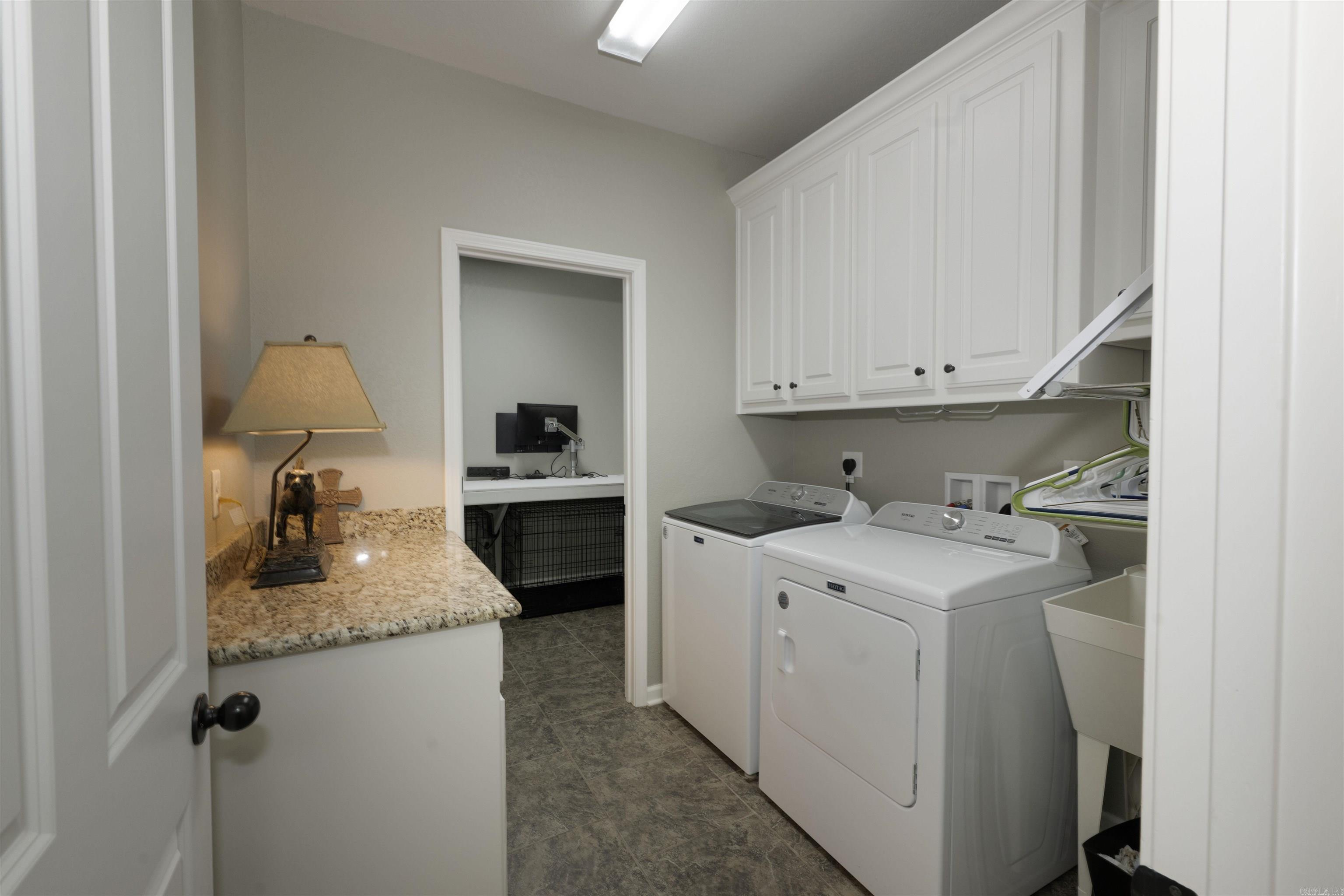 11039 Stonehill Drive