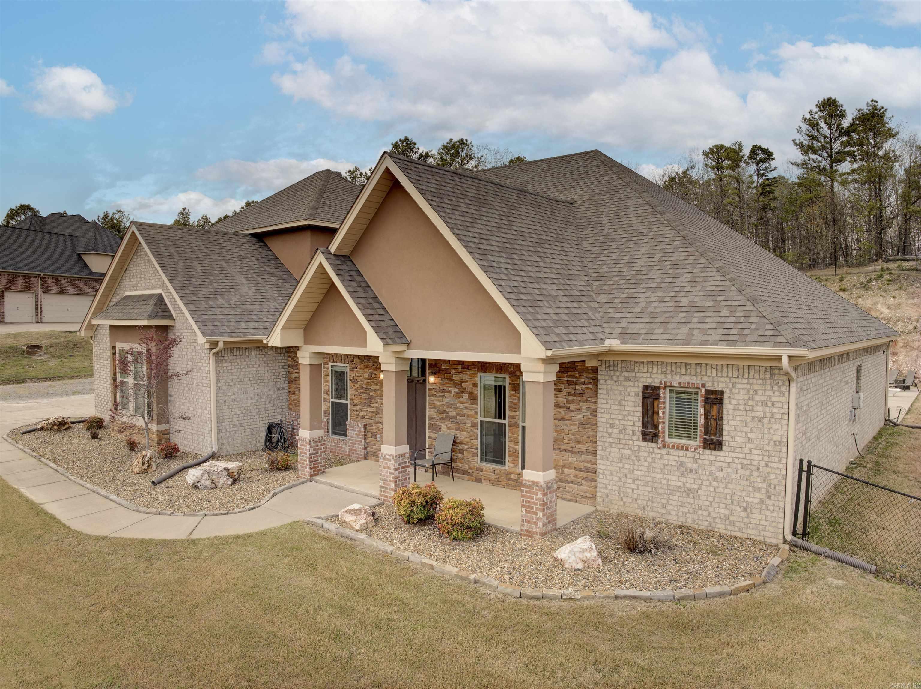 11039 Stonehill Drive