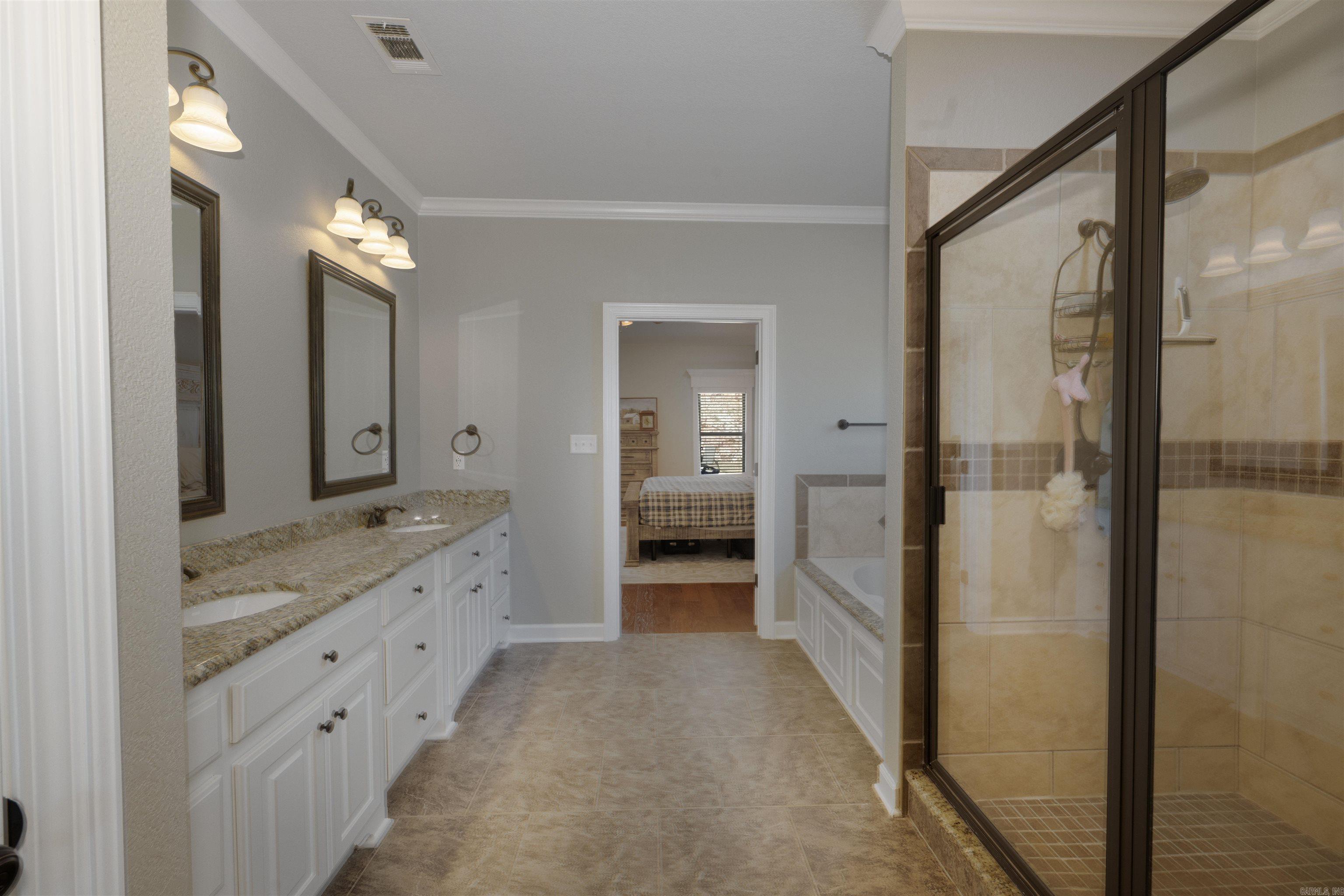 11039 Stonehill Drive