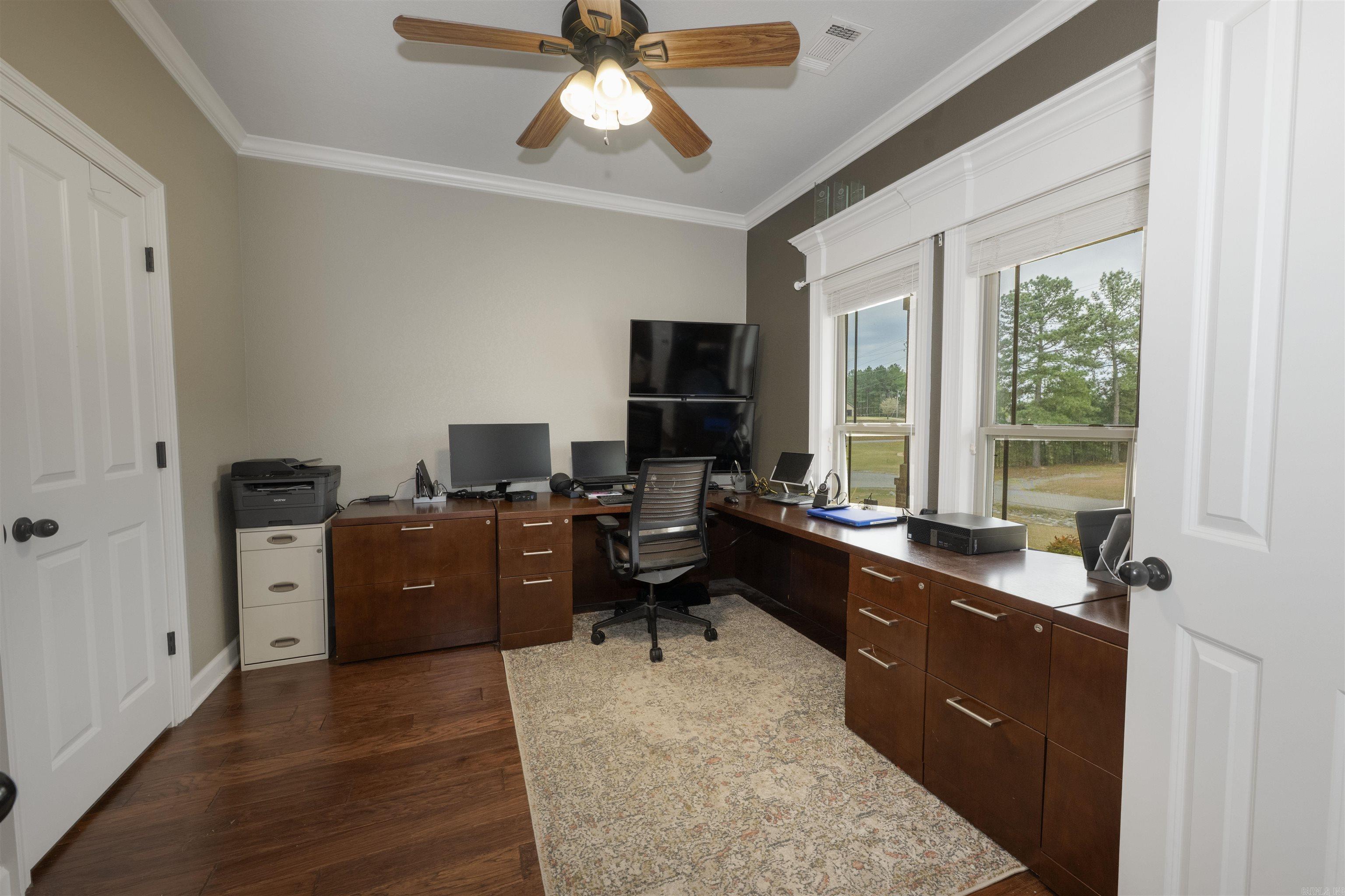 11039 Stonehill Drive
