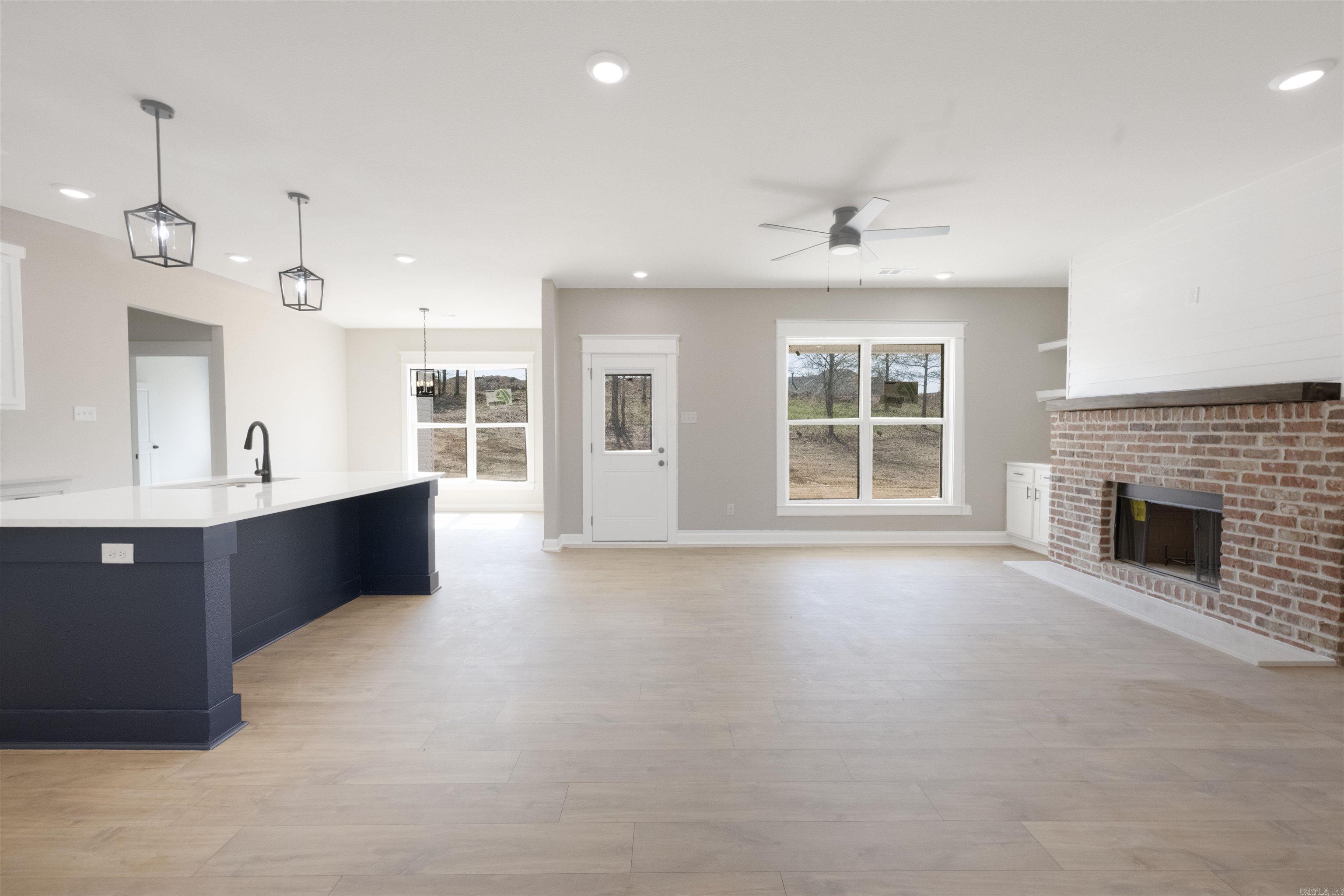 1017 Creekwood Circle
