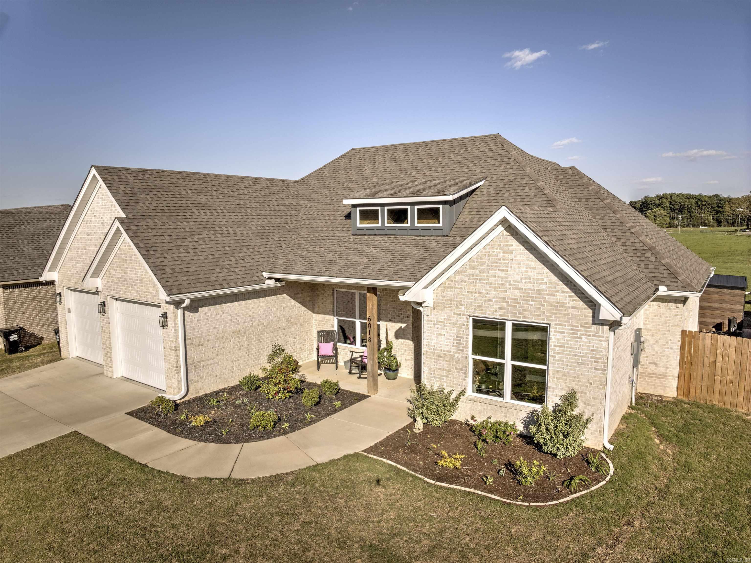 6018 Coral Ridge