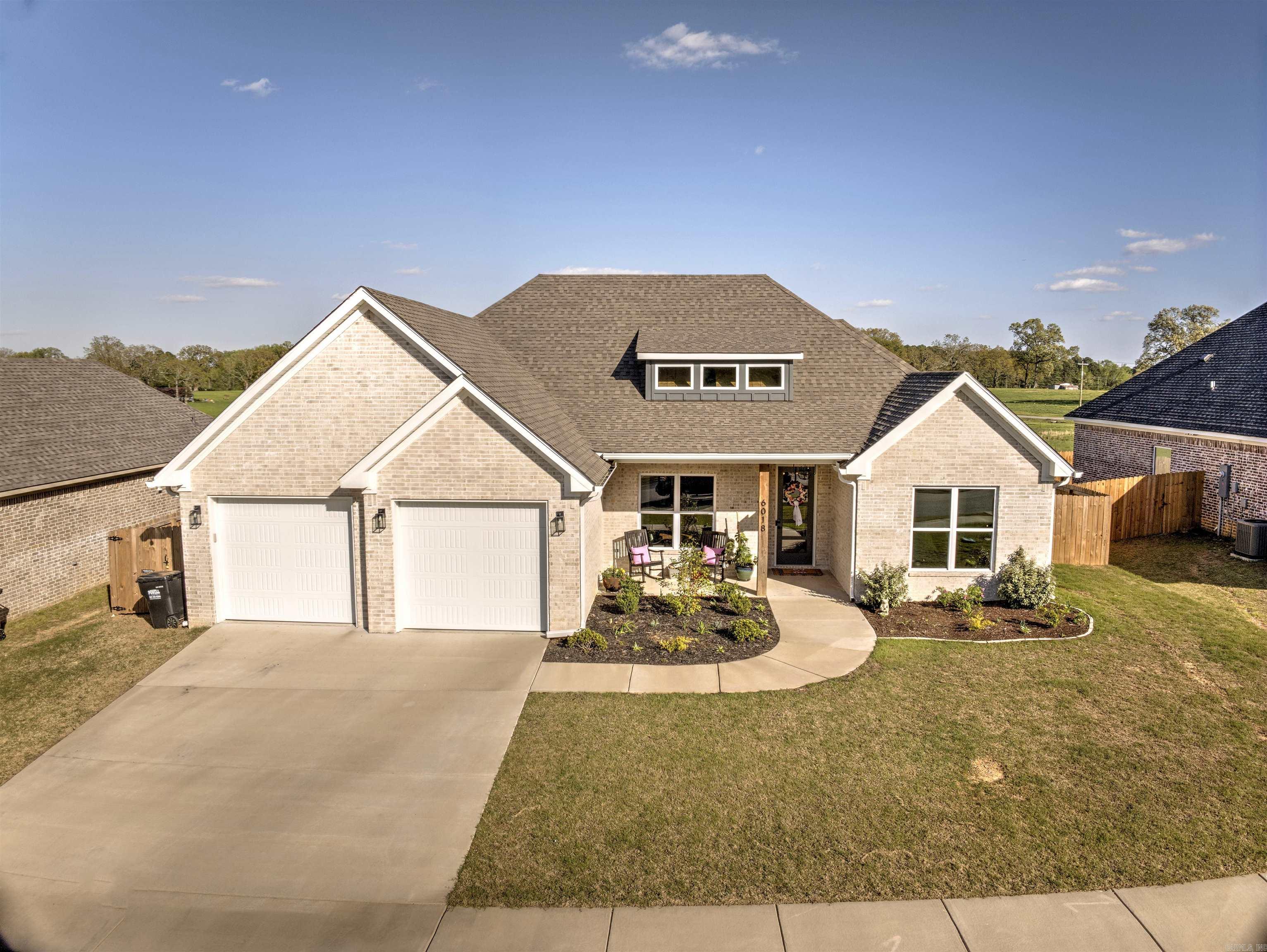 6018 Coral Ridge