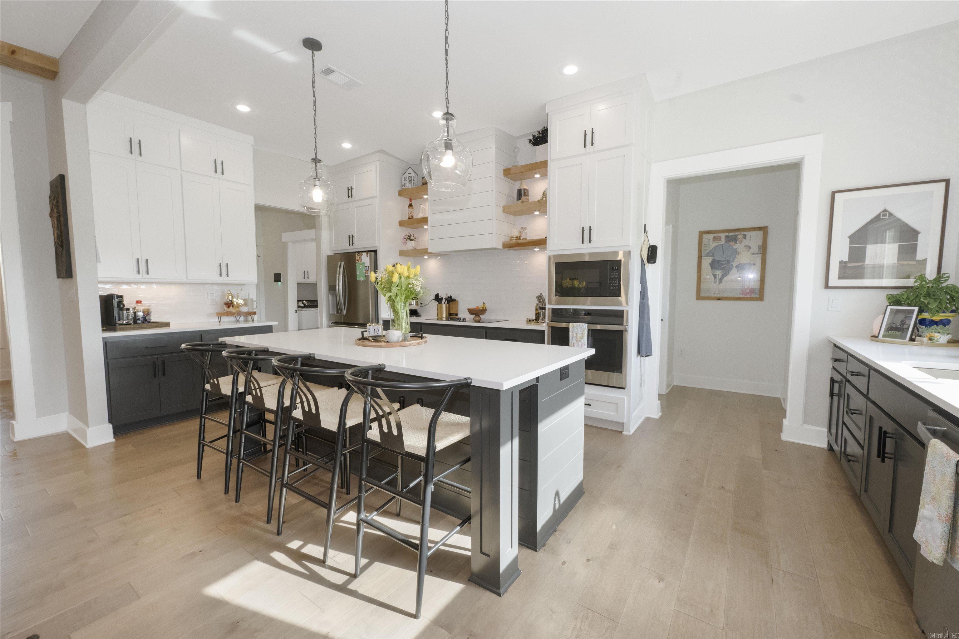 6018 Coral Ridge