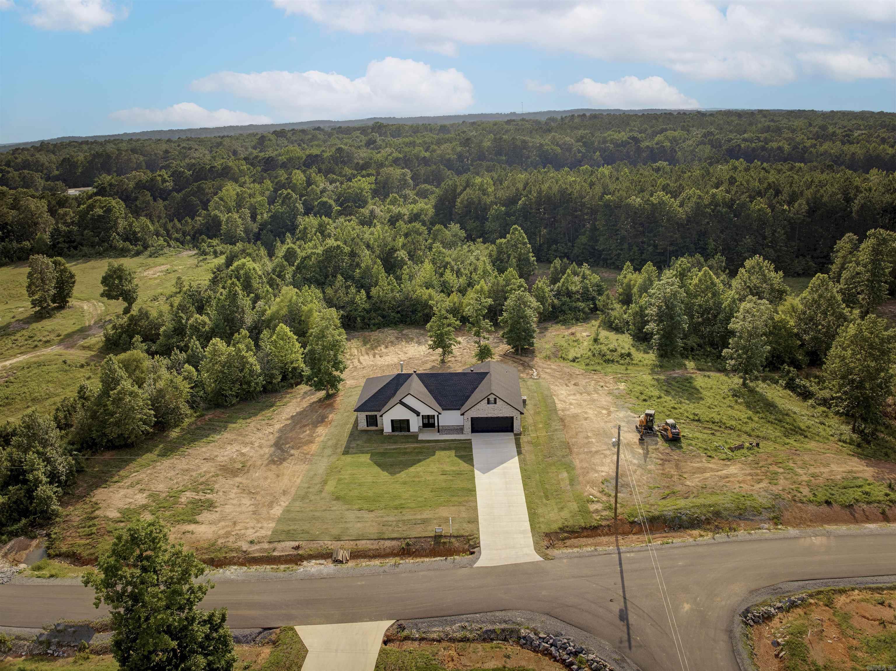 1068 Creekwood Circle