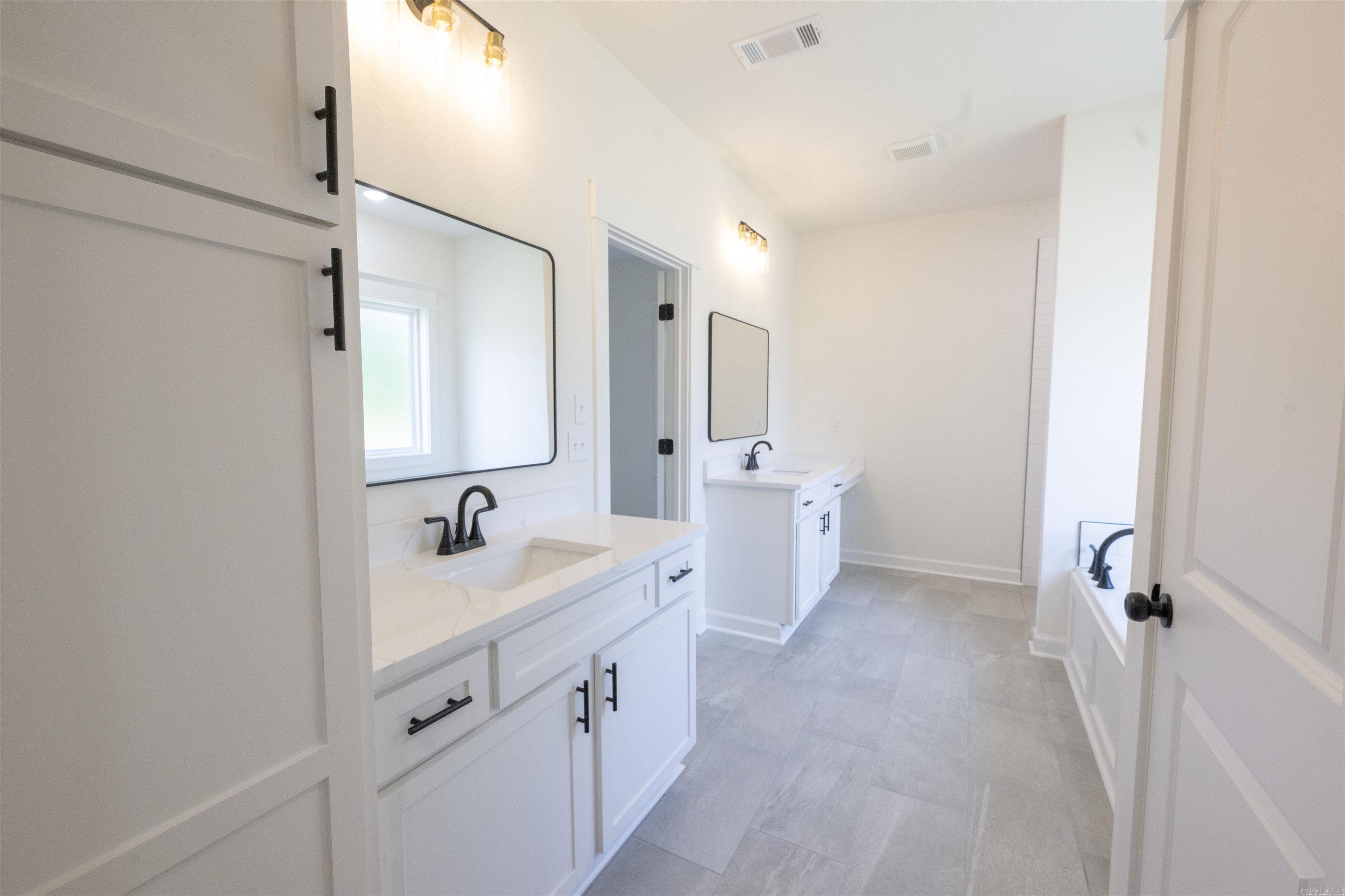 1068 Creekwood Circle