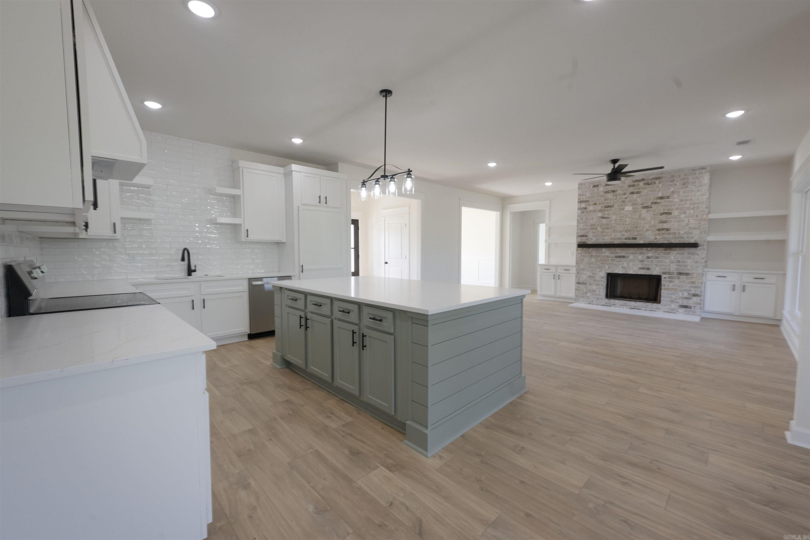 1068 Creekwood Circle