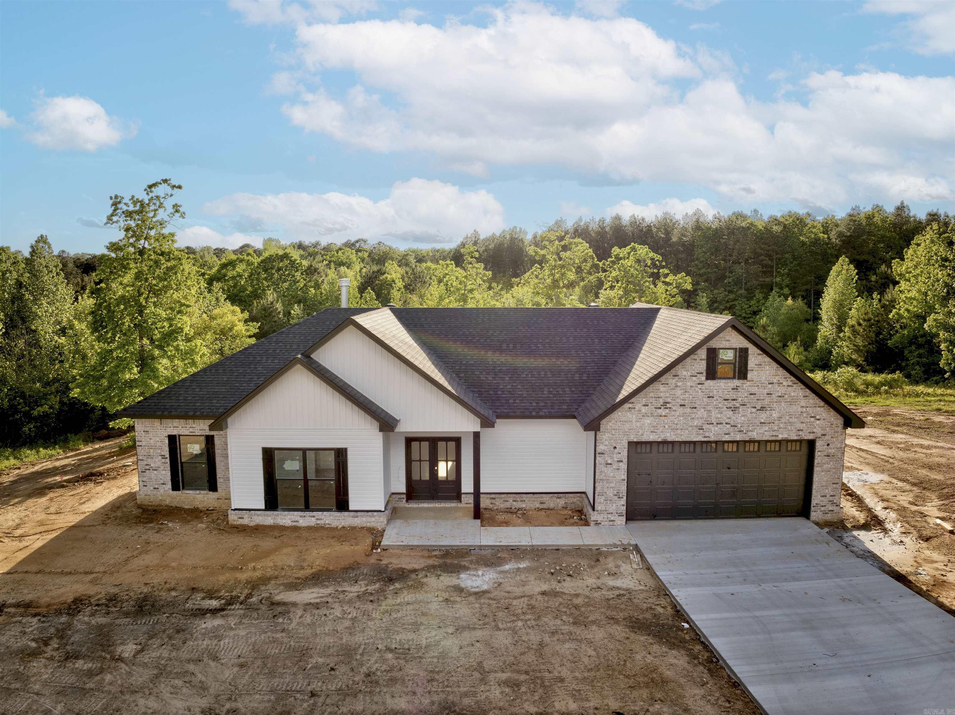 1068 Creekwood Circle