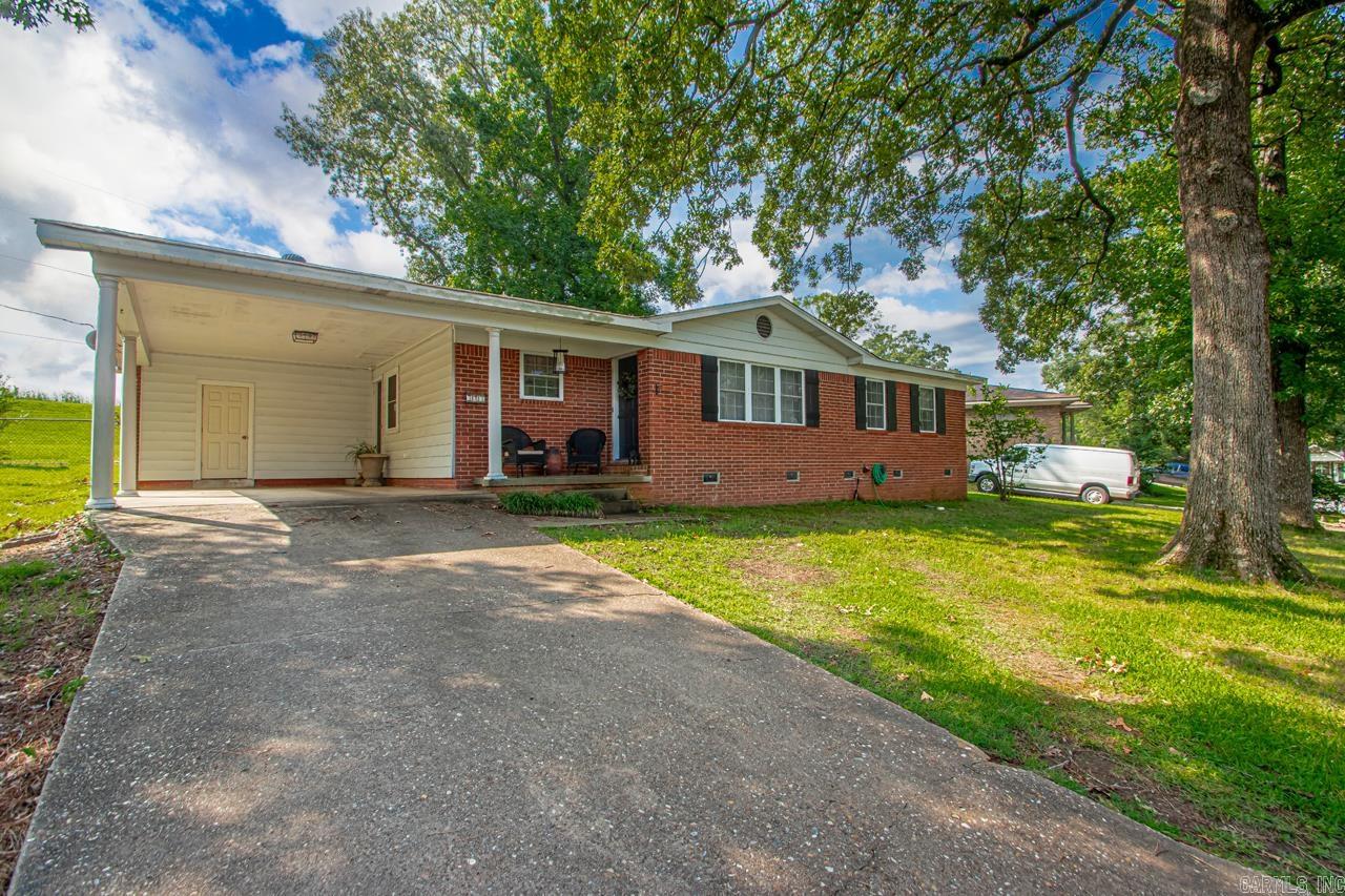 523 Woodland Drive