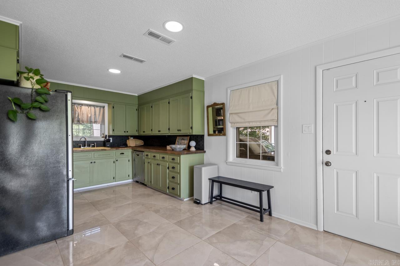 523 Woodland Drive