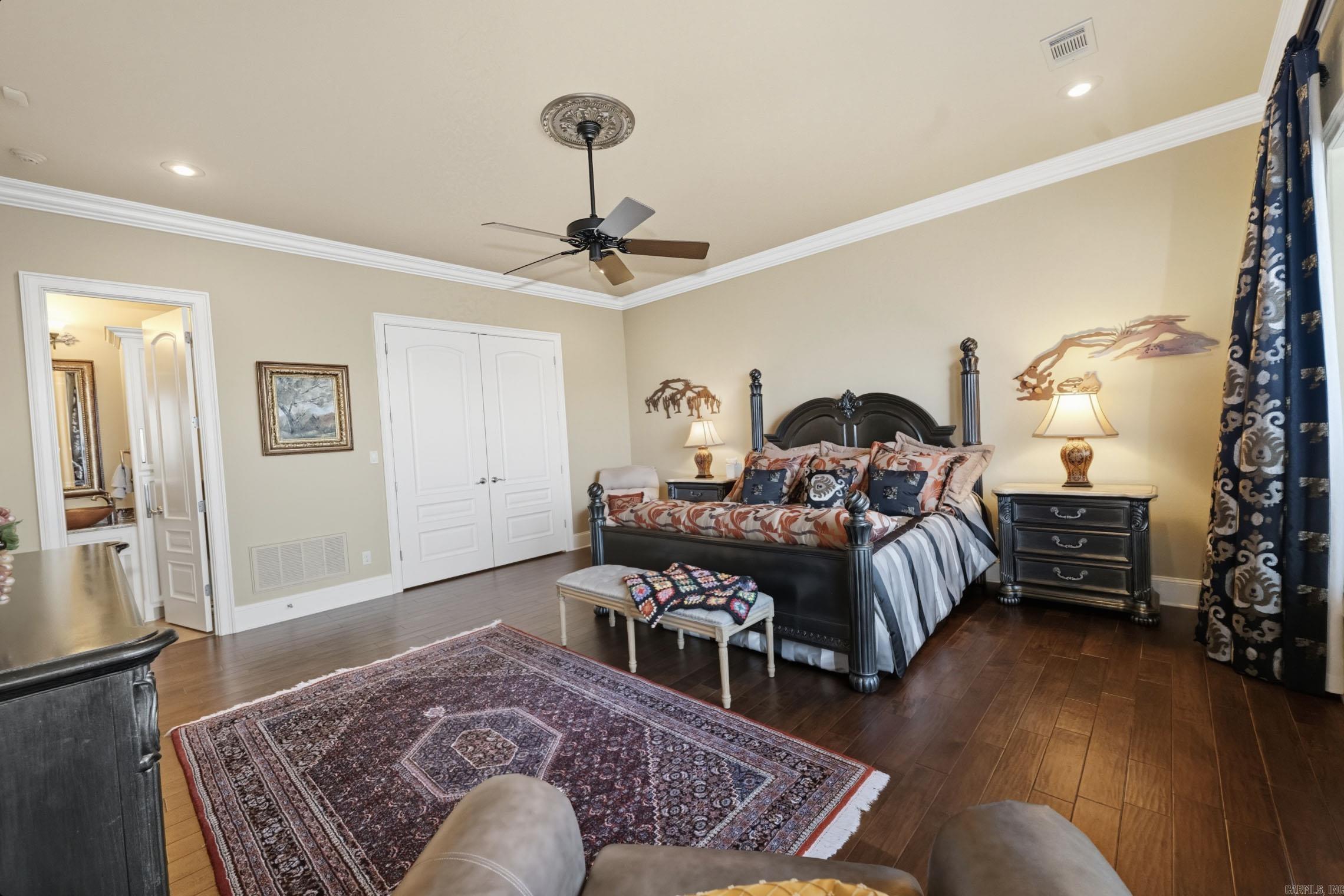 243 Wilson Point