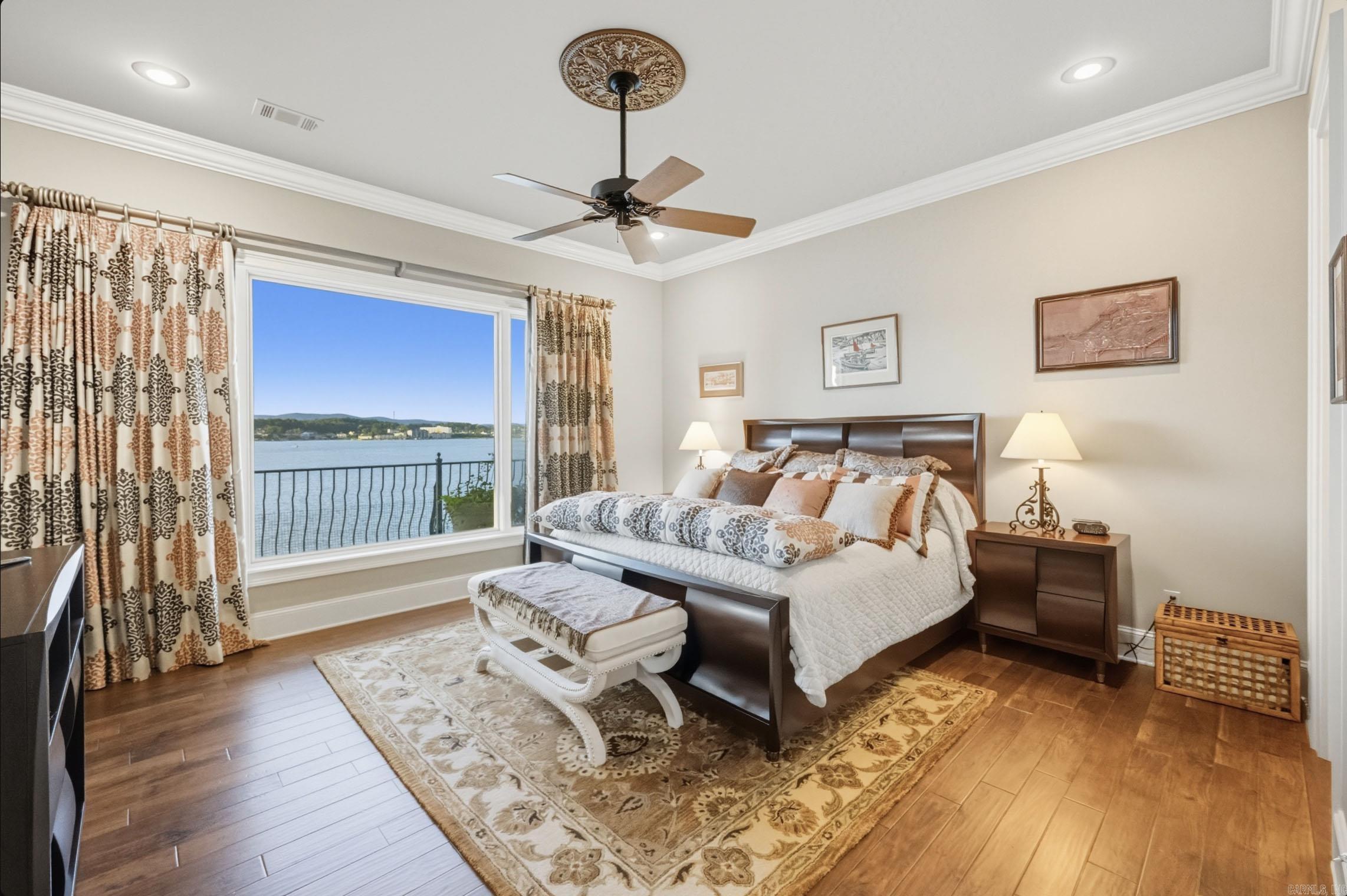 243 Wilson Point