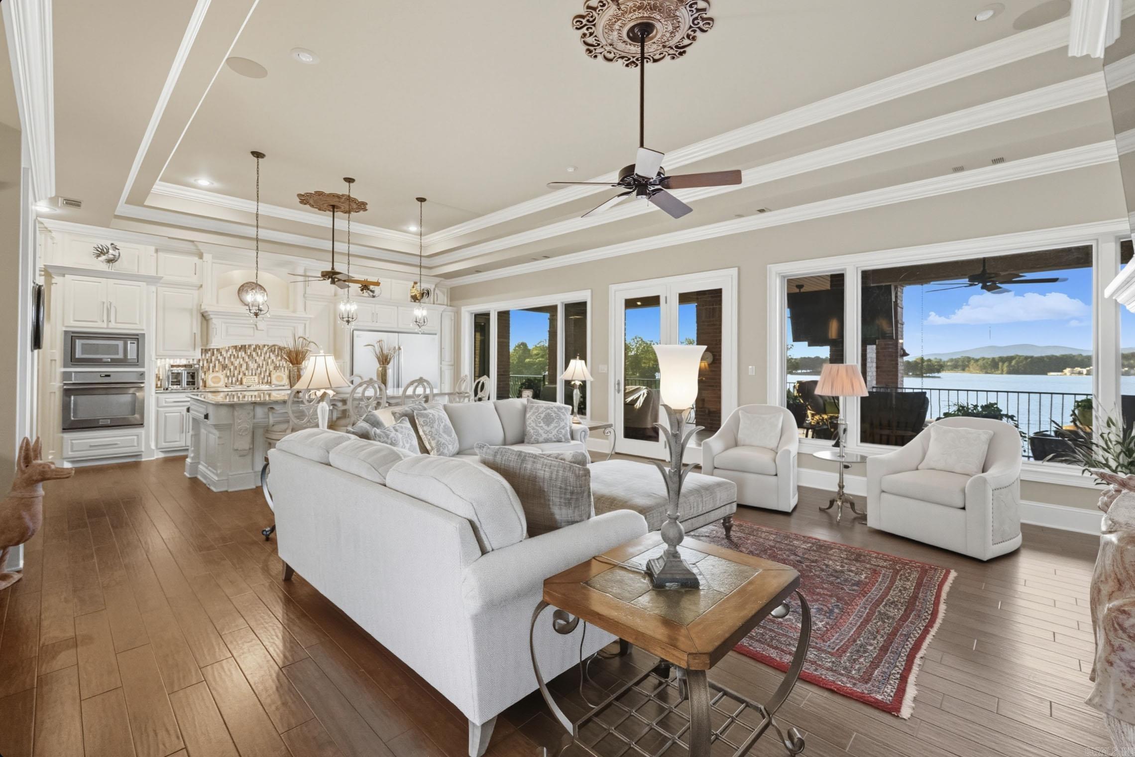 243 Wilson Point
