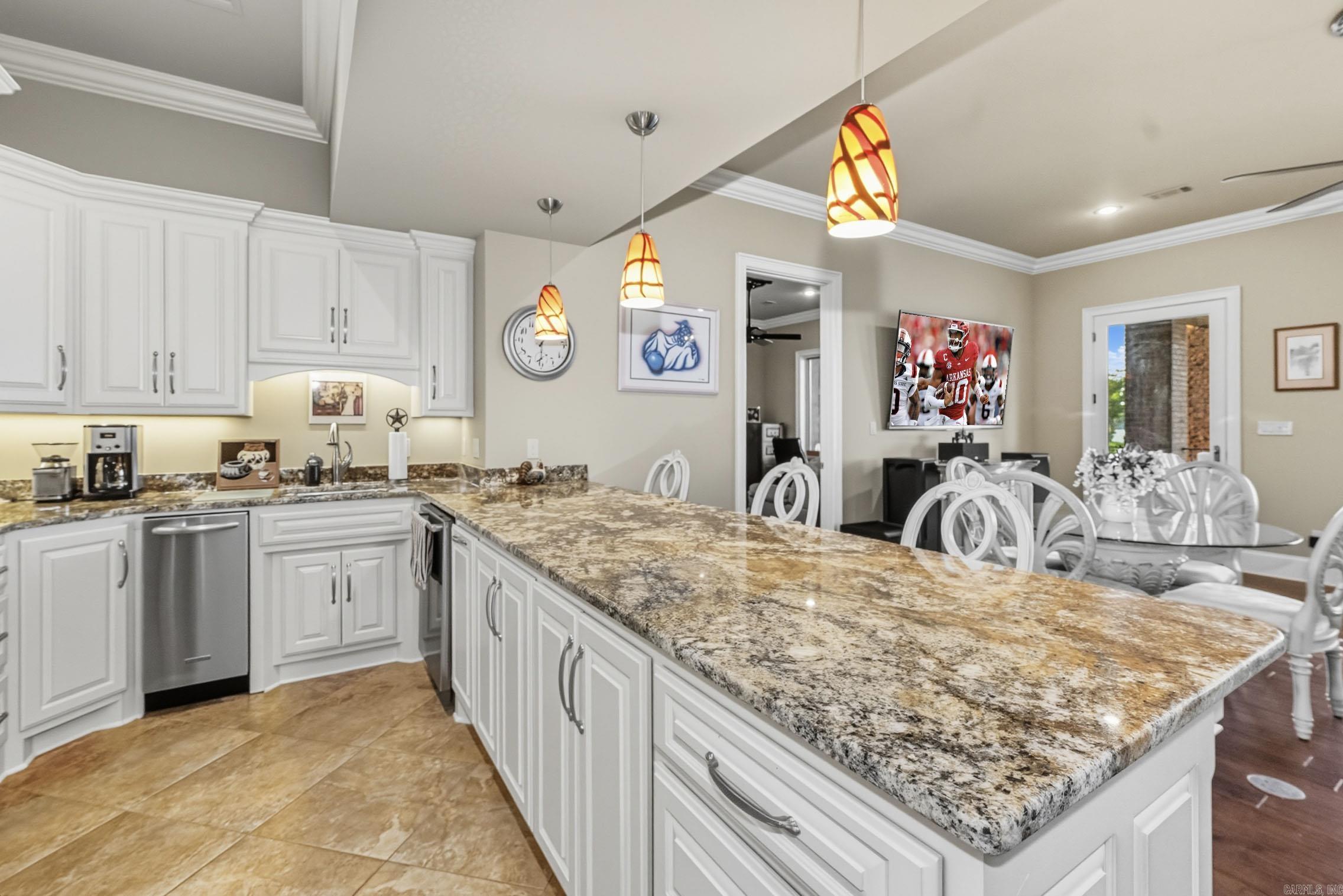 243 Wilson Point