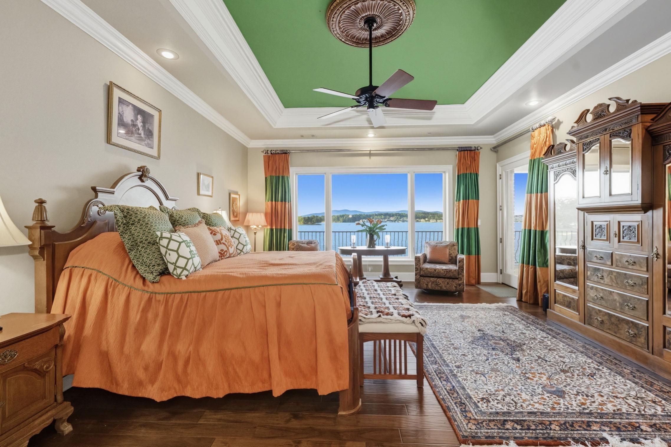 243 Wilson Point
