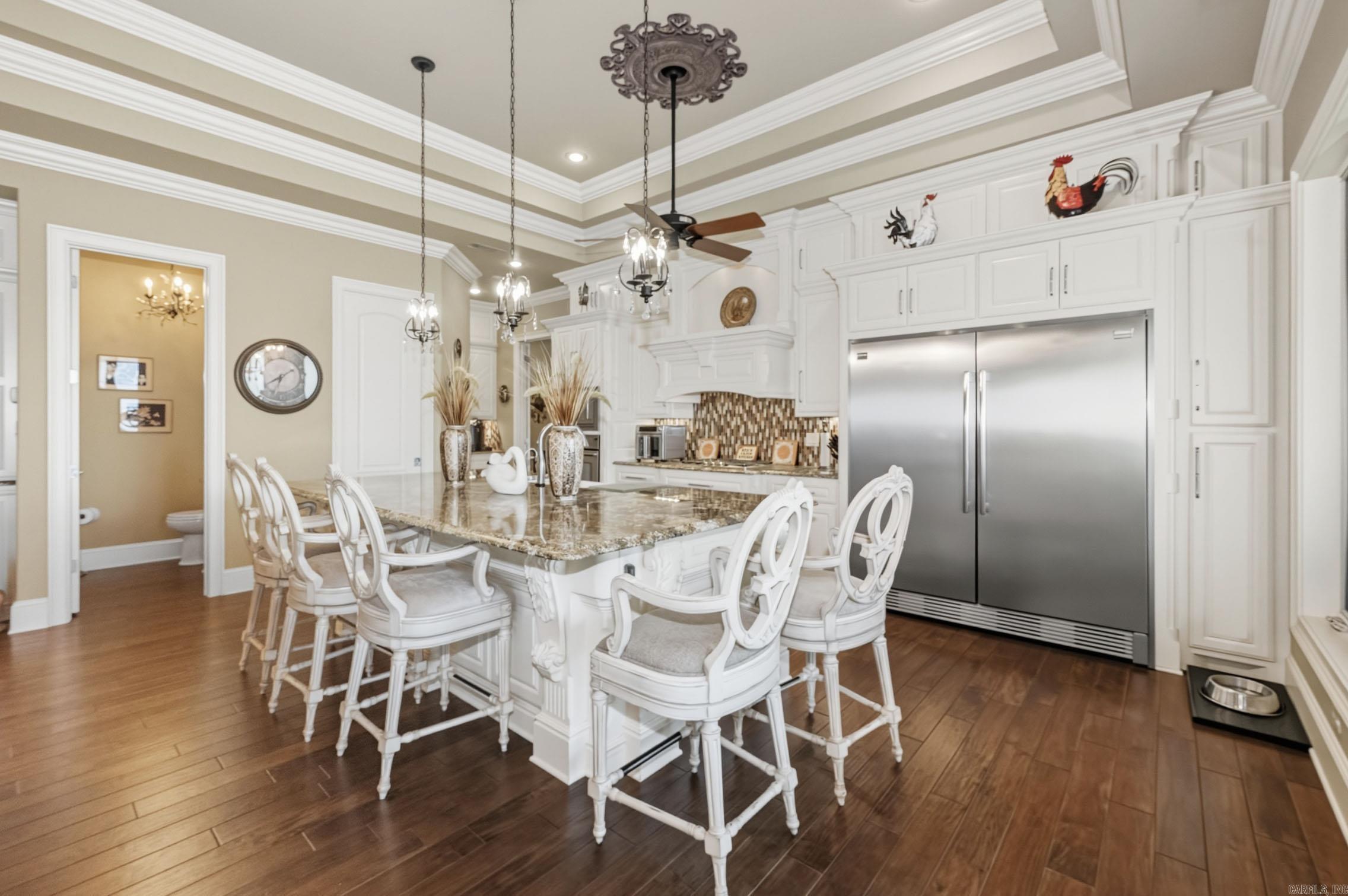 243 Wilson Point