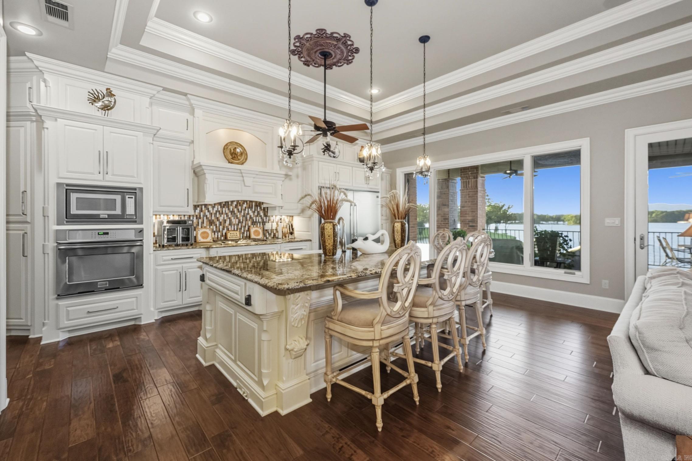 243 Wilson Point