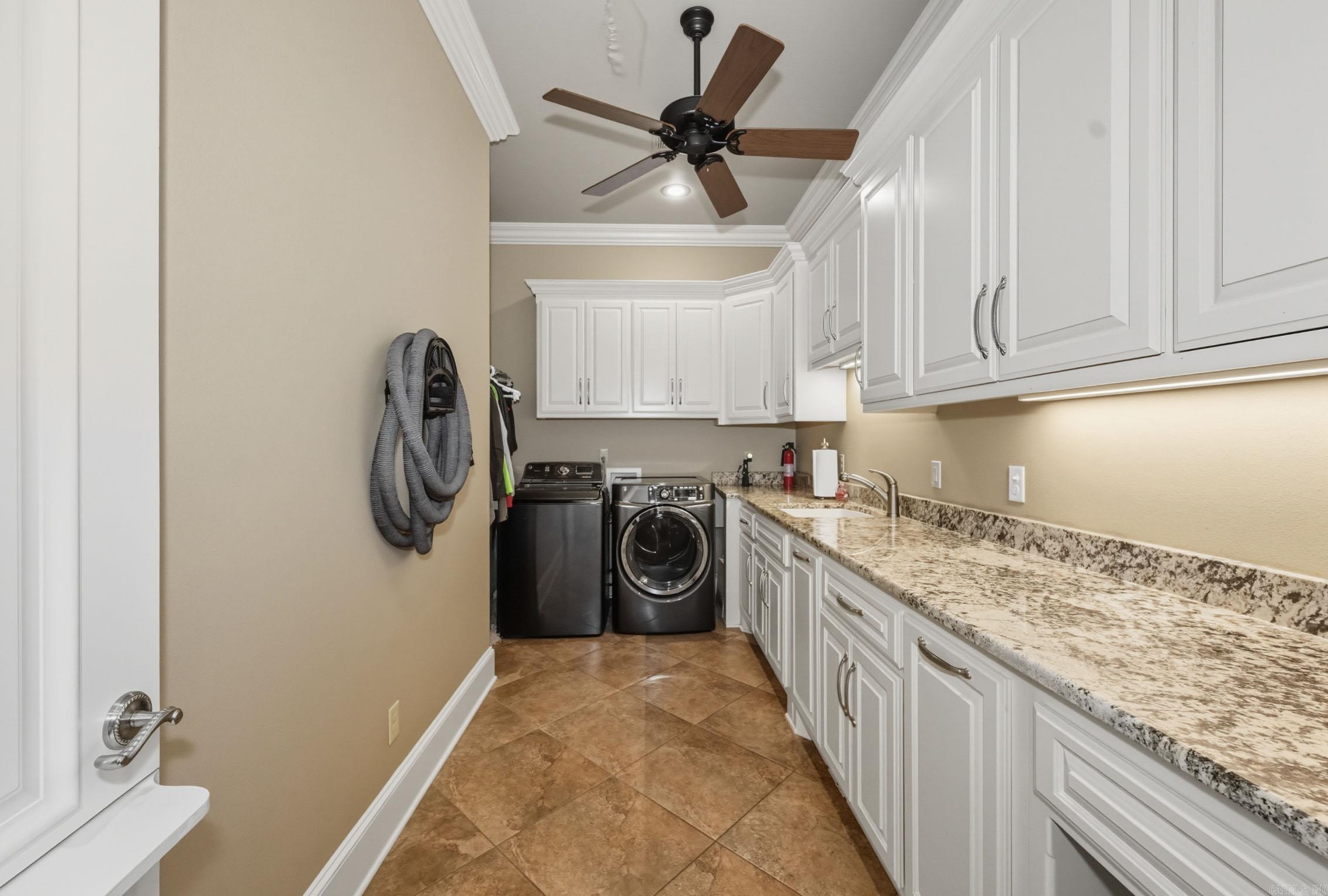 243 Wilson Point