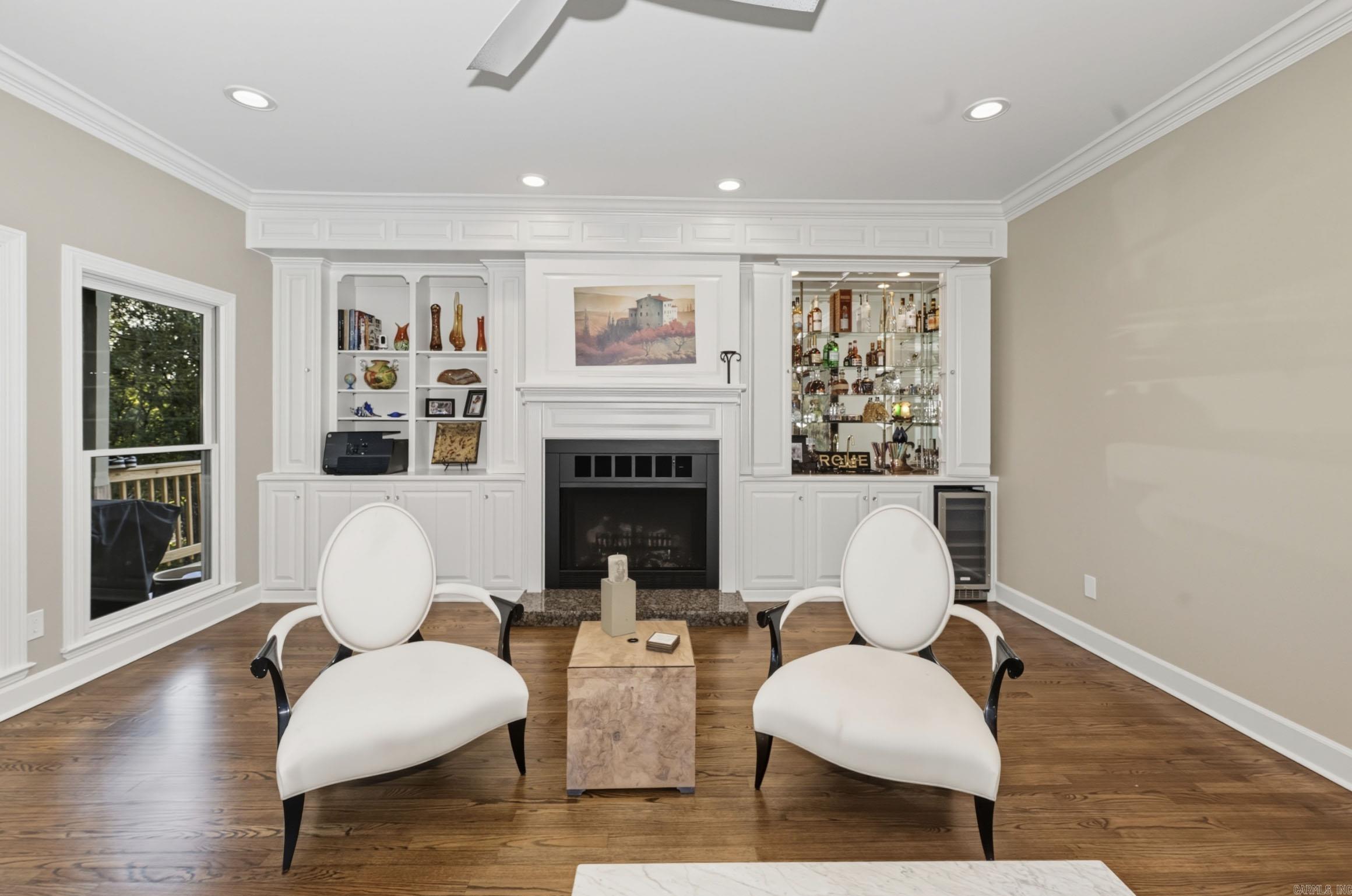 801 Pleasant Valley Drive