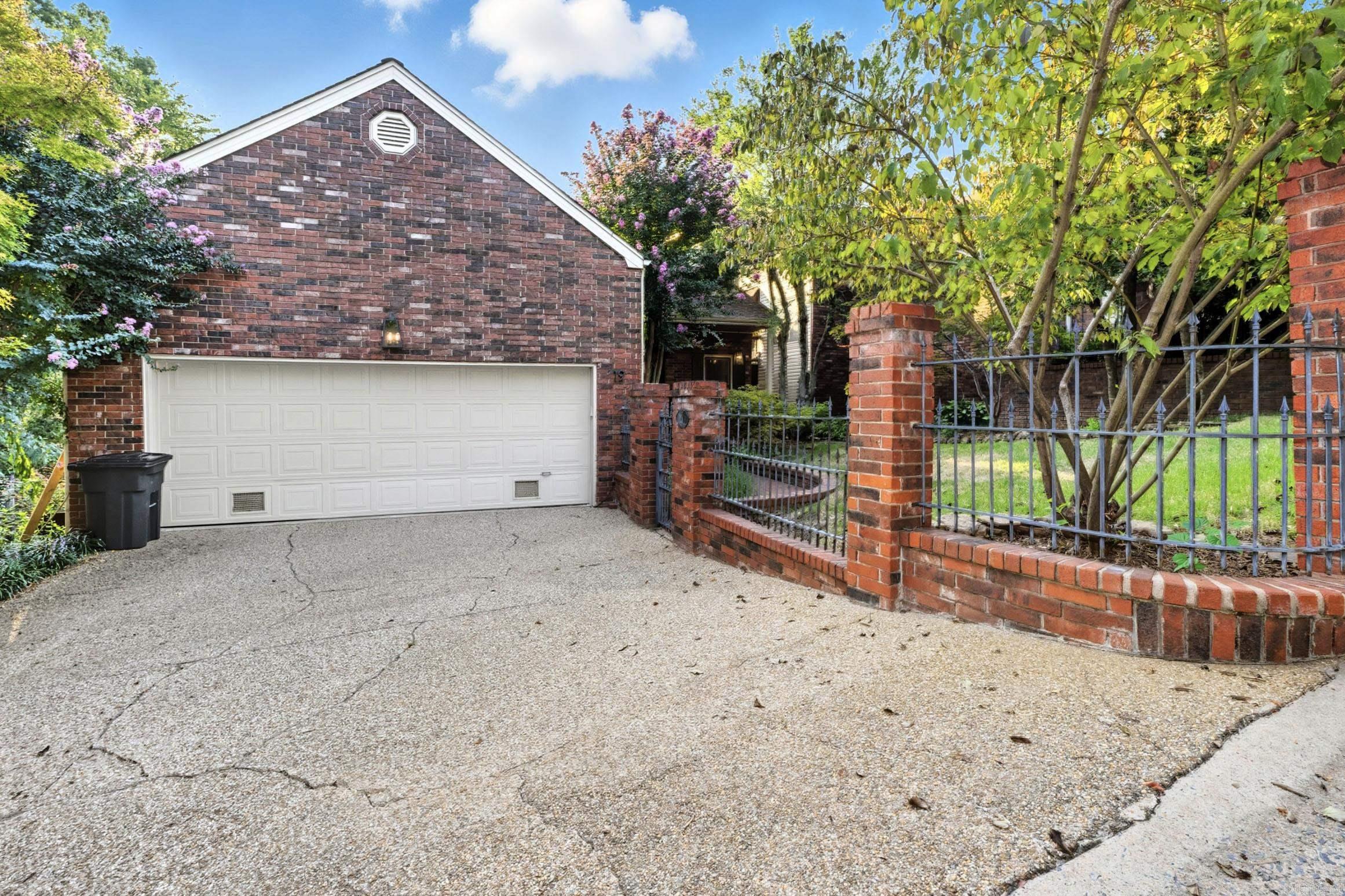 801 Pleasant Valley Drive