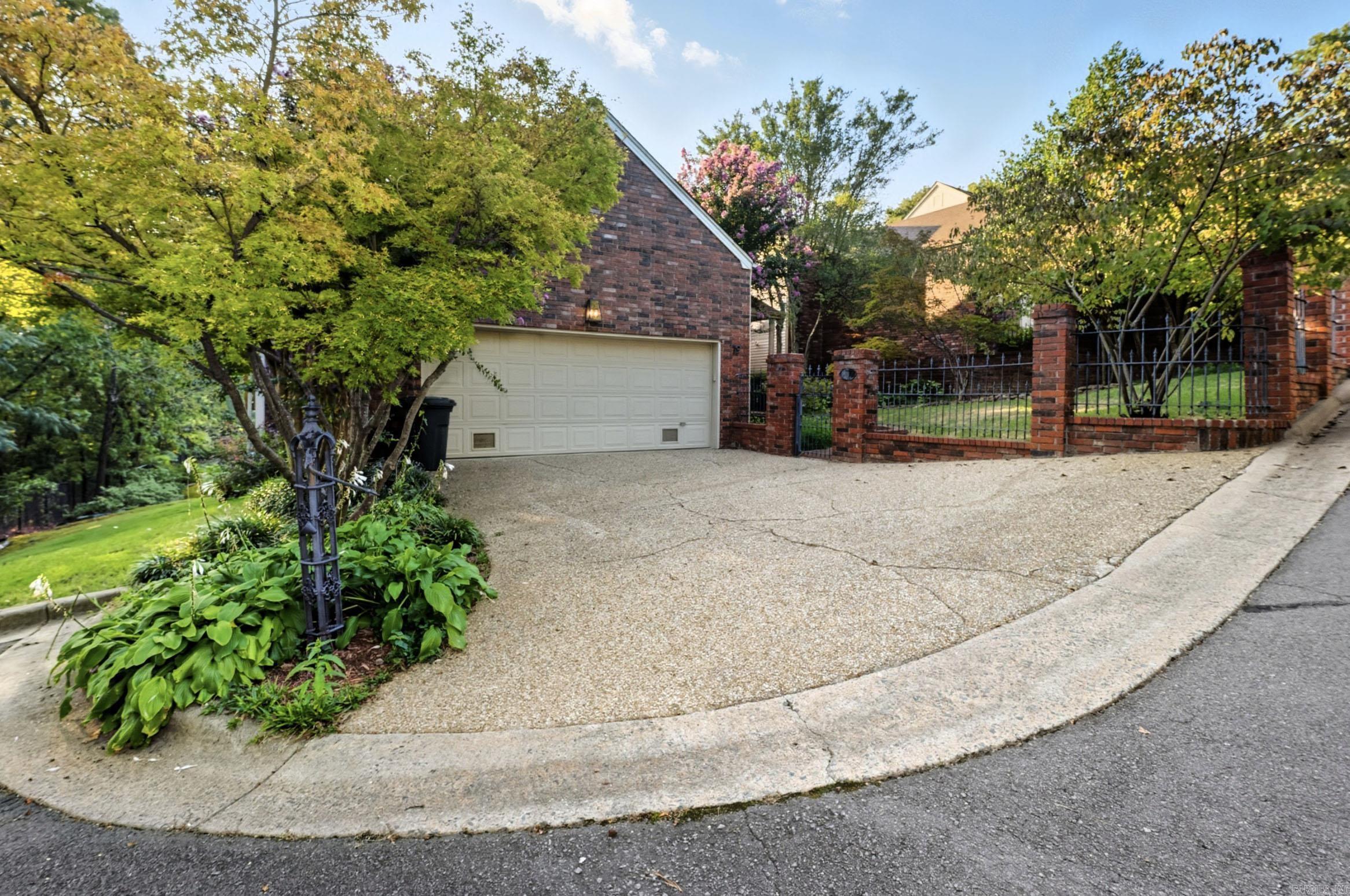 801 Pleasant Valley Drive