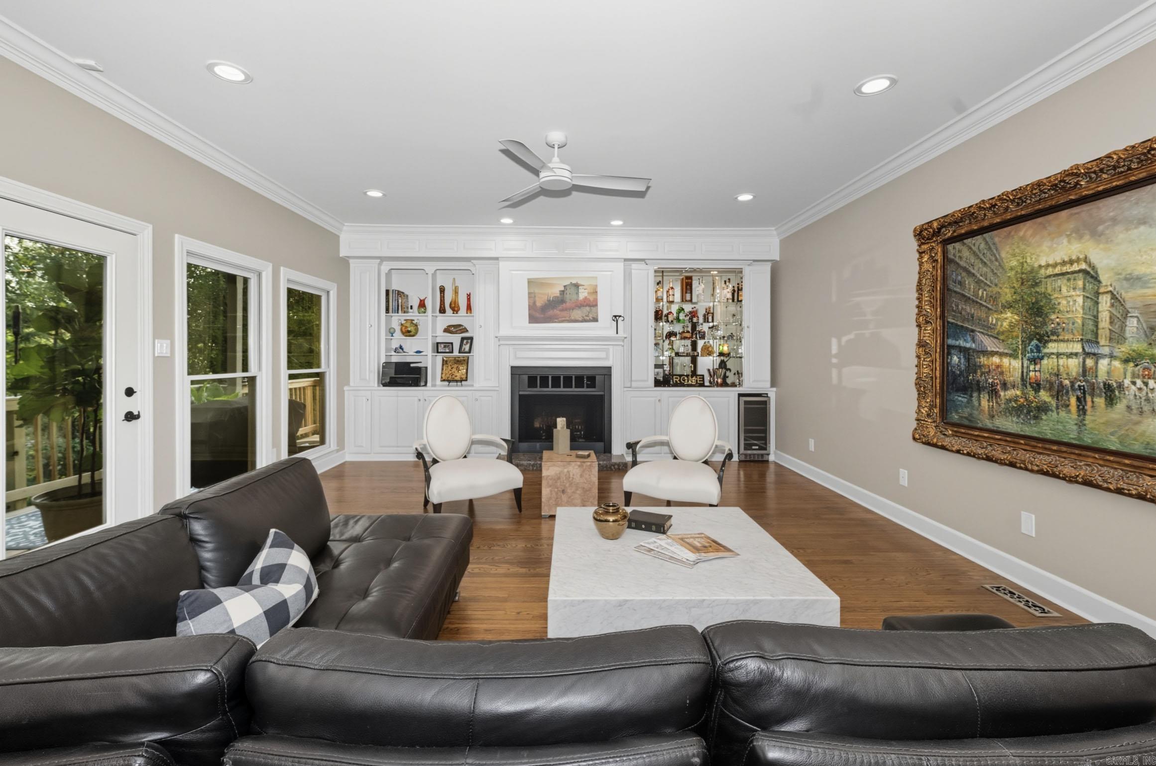 801 Pleasant Valley Drive