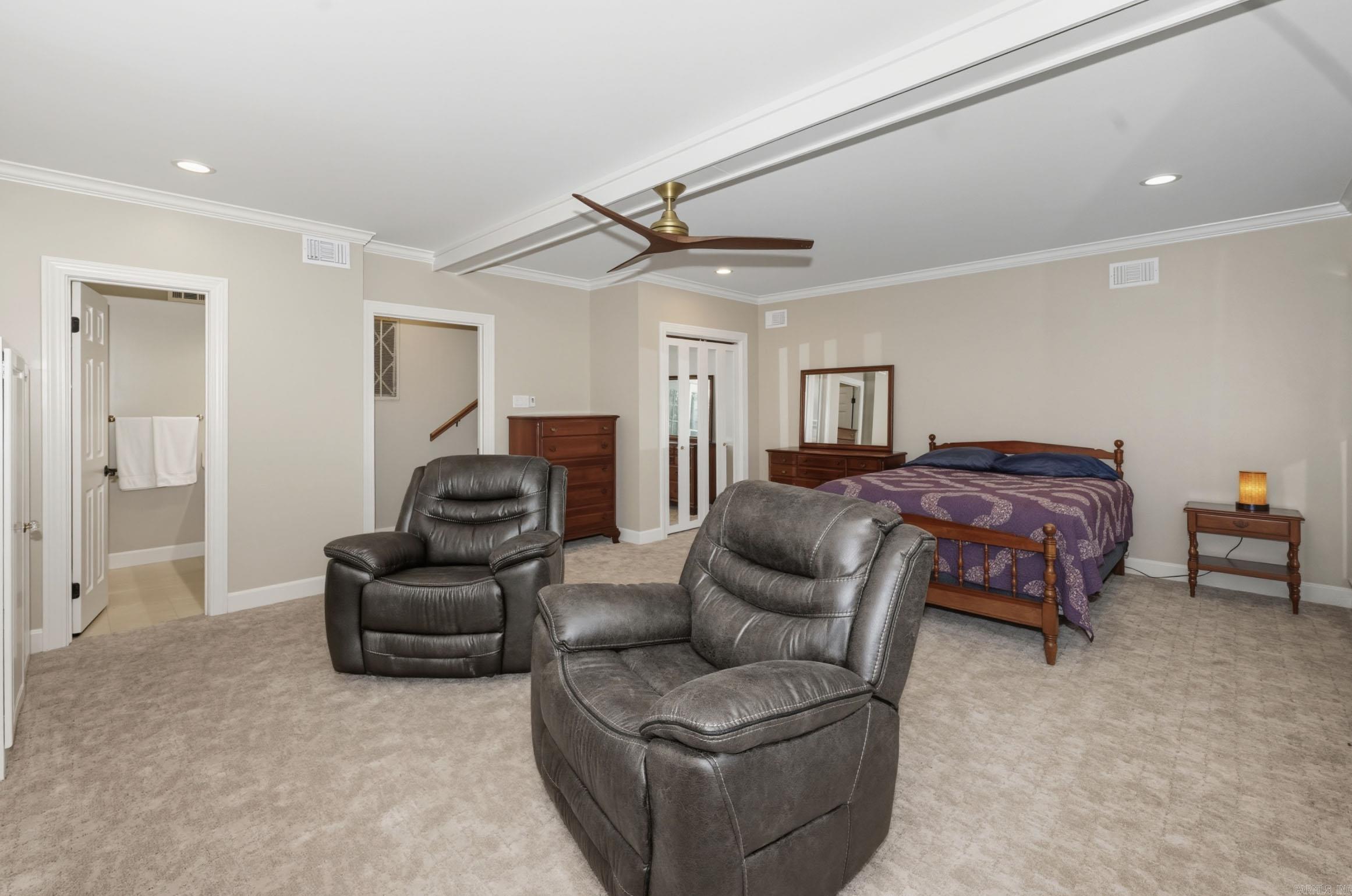 801 Pleasant Valley Drive