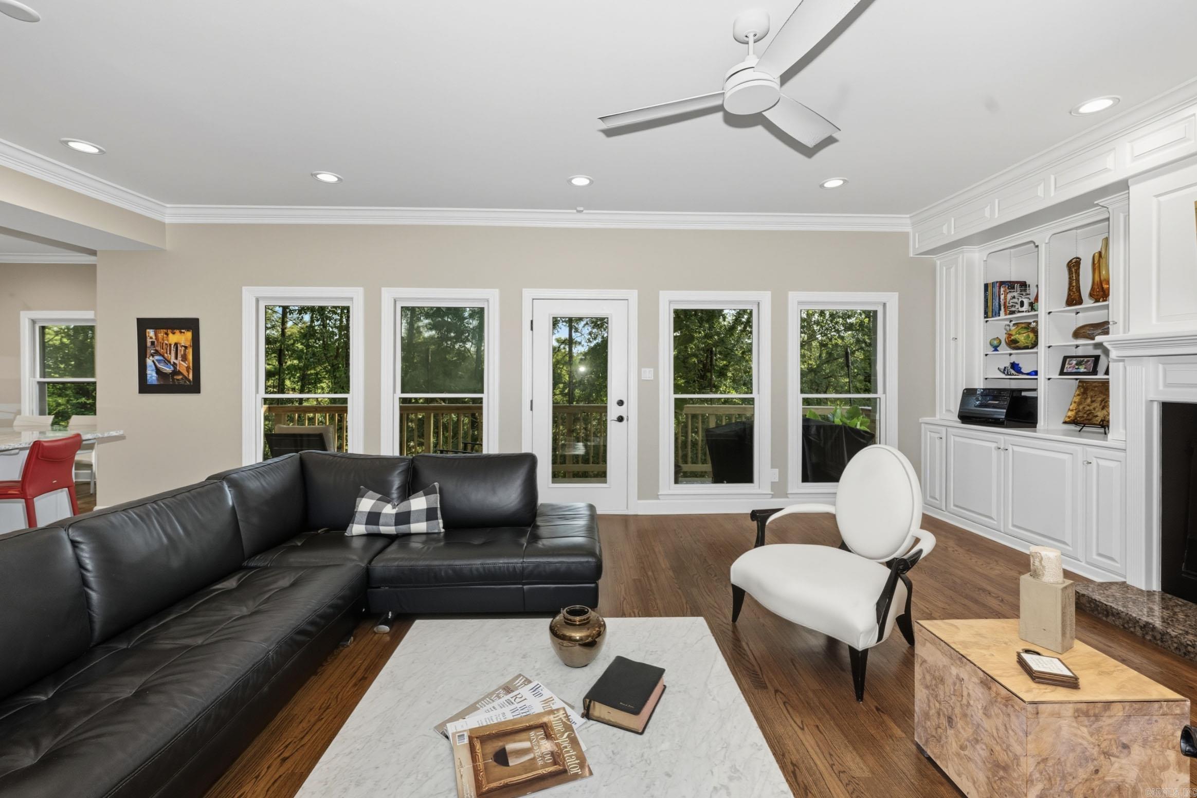 801 Pleasant Valley Drive