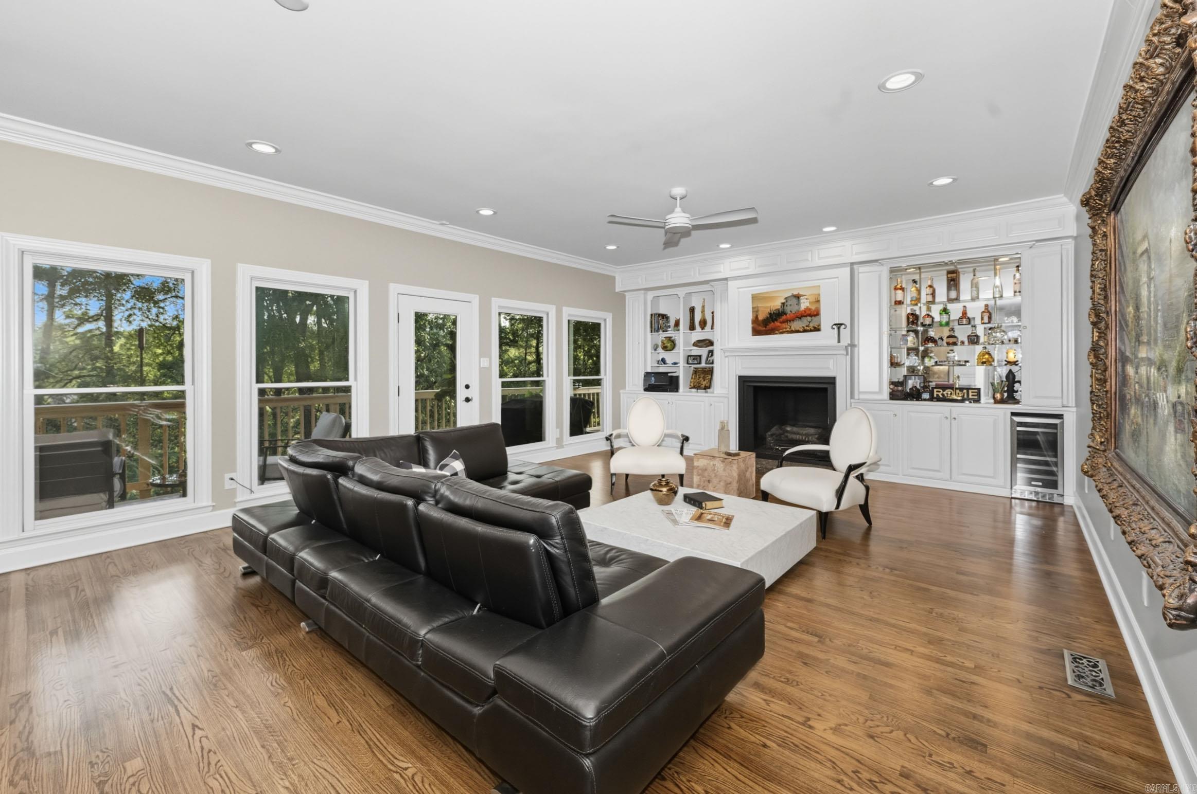 801 Pleasant Valley Drive