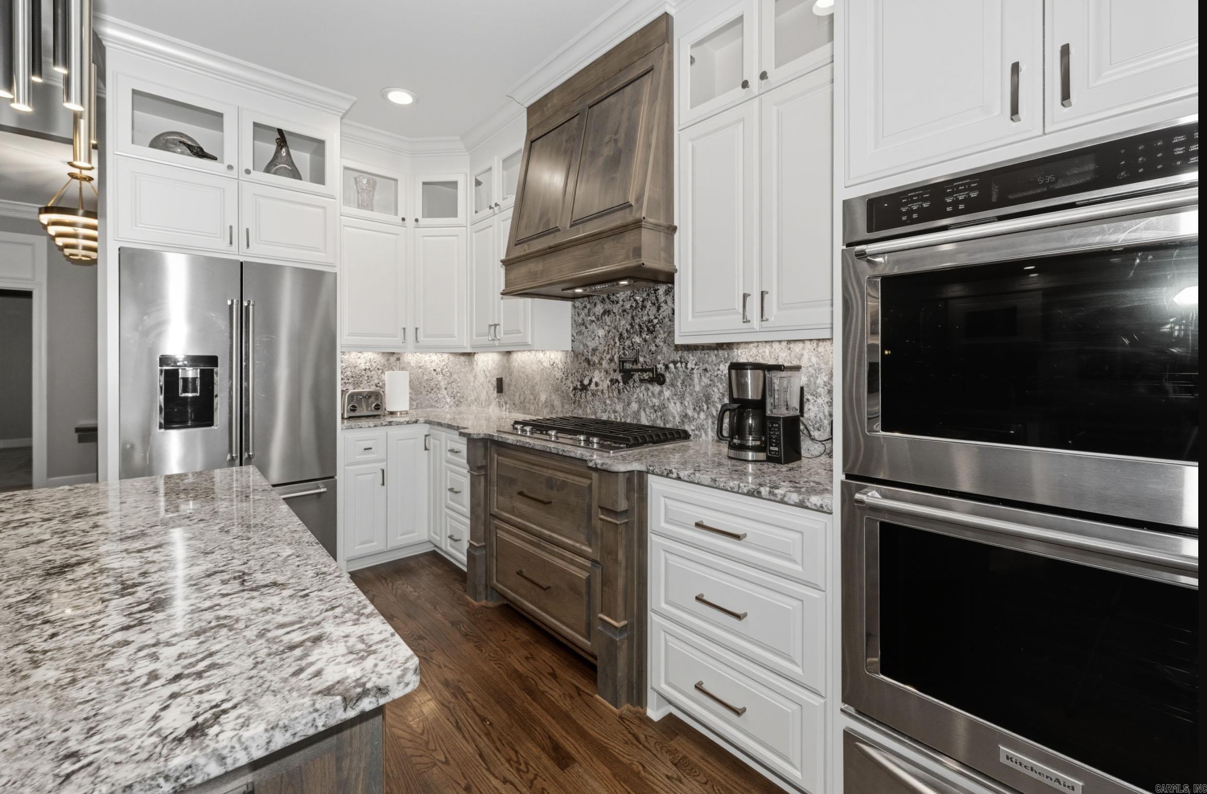 801 Pleasant Valley Drive