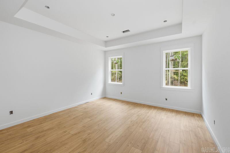 1060 Creekwood Circle