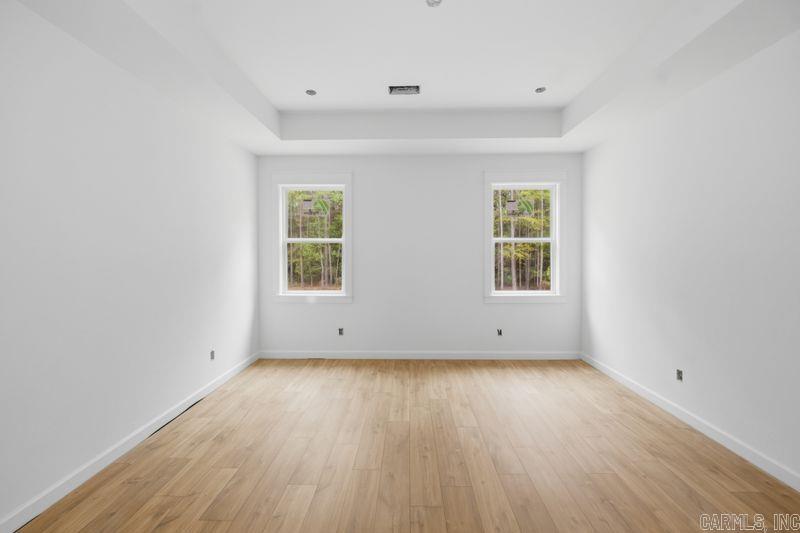 1060 Creekwood Circle