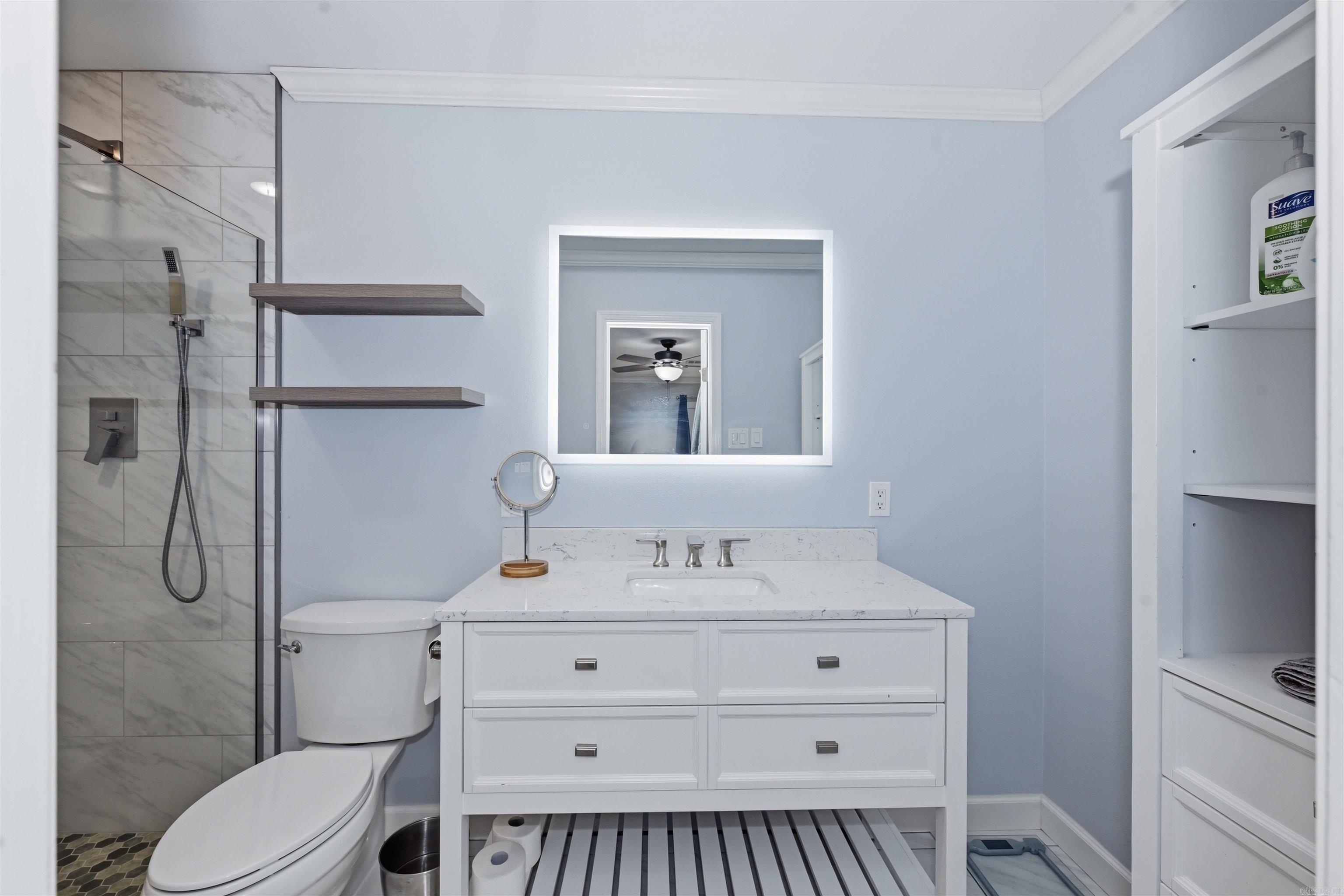 1201 Airport Road Unit: B8