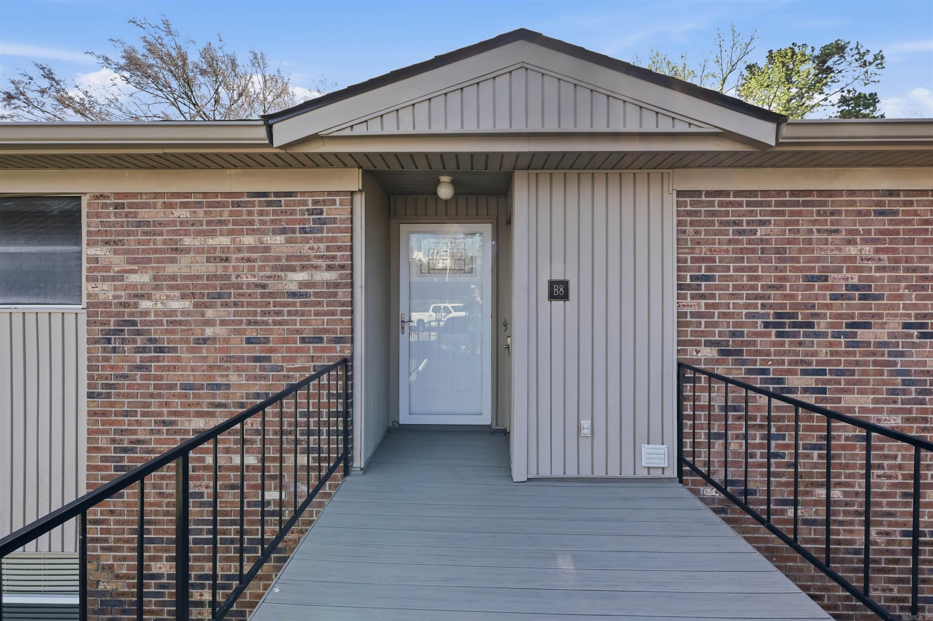 1201 Airport Road Unit: B8