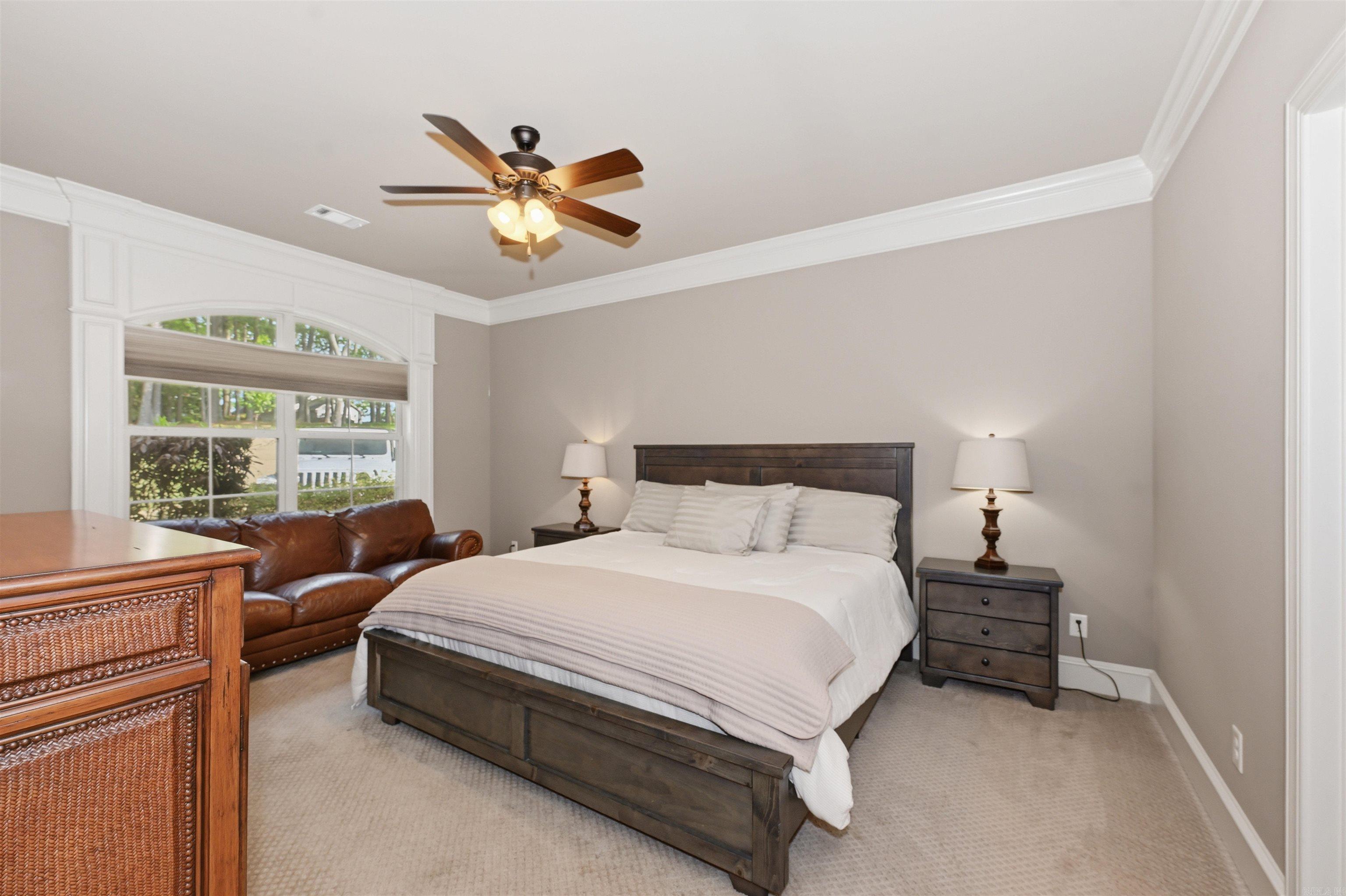 352 Housley Point